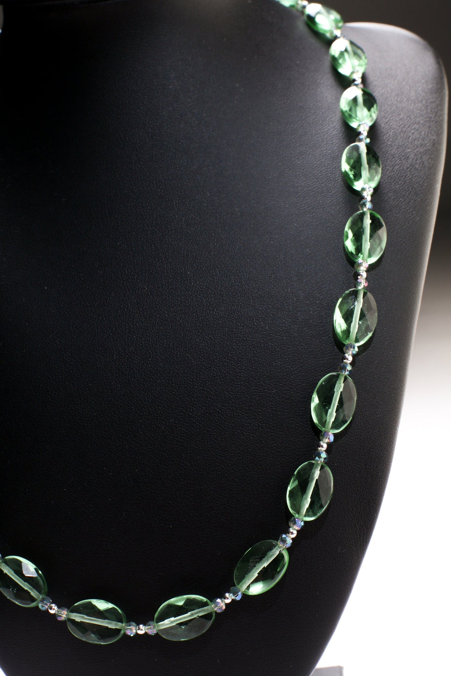 Green Quartz Faceted Oval, Matching Crystal Accent Beads 20.5" Necklace with 3" Extension Chain