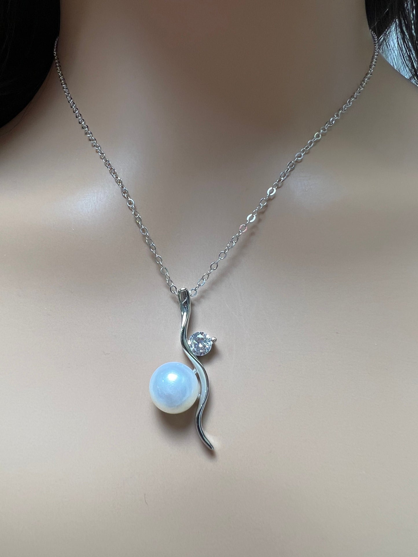 925 Sterling Silver CZ Diamond freshwater Pearl pendant with Sterling Silver Chain Necklace gift ,925 stamped 14”-30”
