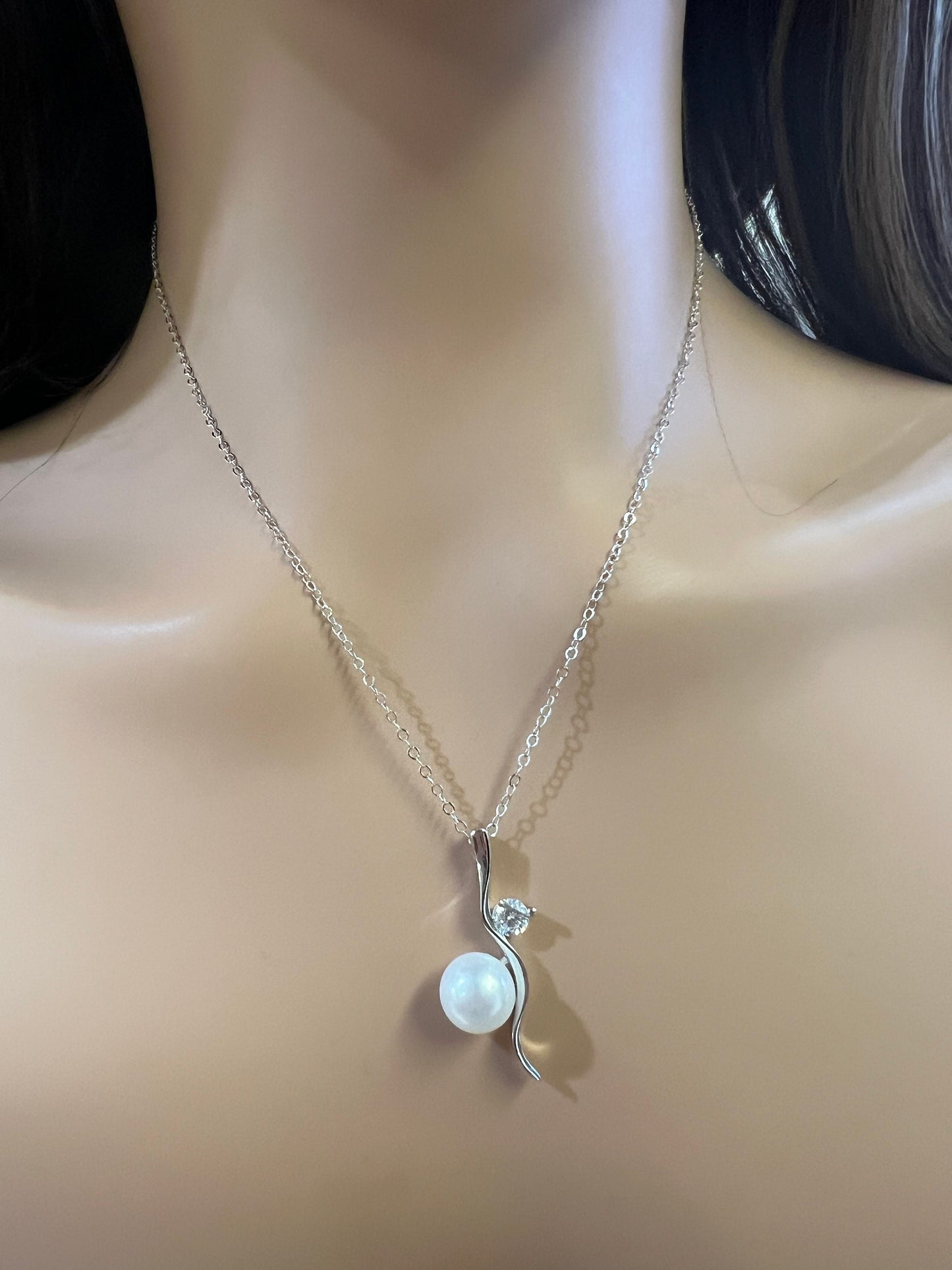 925 Sterling Silver CZ Diamond freshwater Pearl pendant with Sterling Silver Chain Necklace gift ,925 stamped 14”-30”