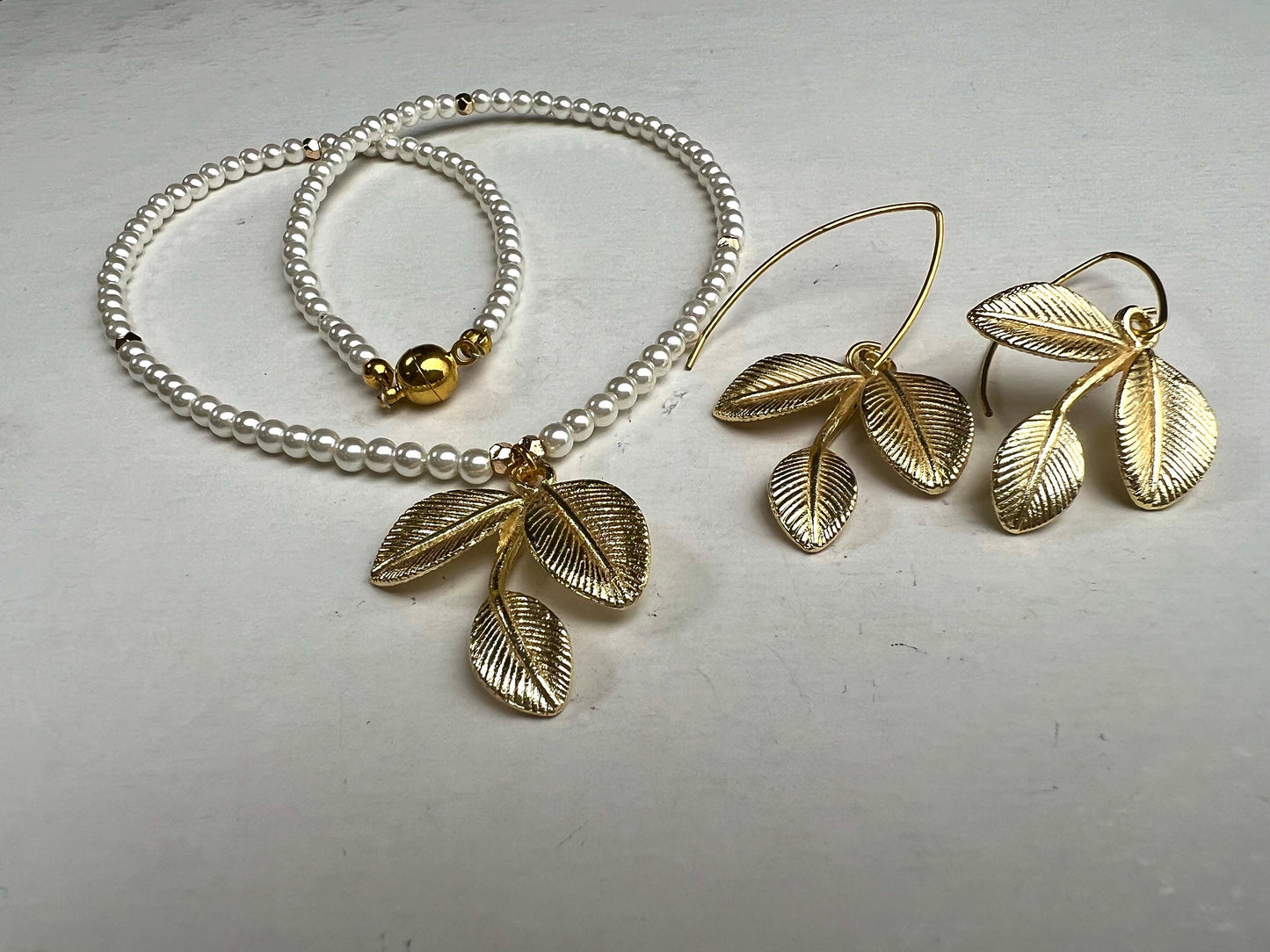 18k Gold Vermeil Bali Brush Gold Leaf Handmade Earring and pendant south seashell pearl necklace set, mag ball clasp . Gold gift