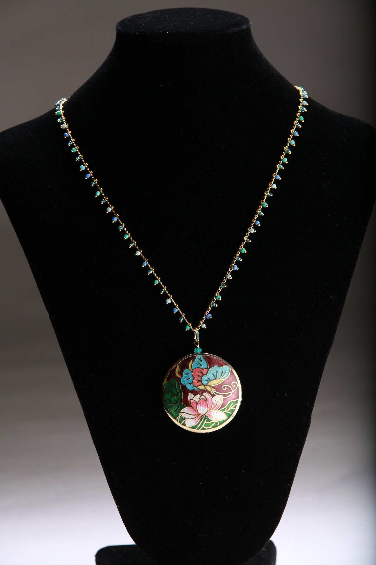 Traditional Cloisonné Pendant Double Sided Vintage Floral Flowers Pink Focal with Beaded Chain Necklace 20"