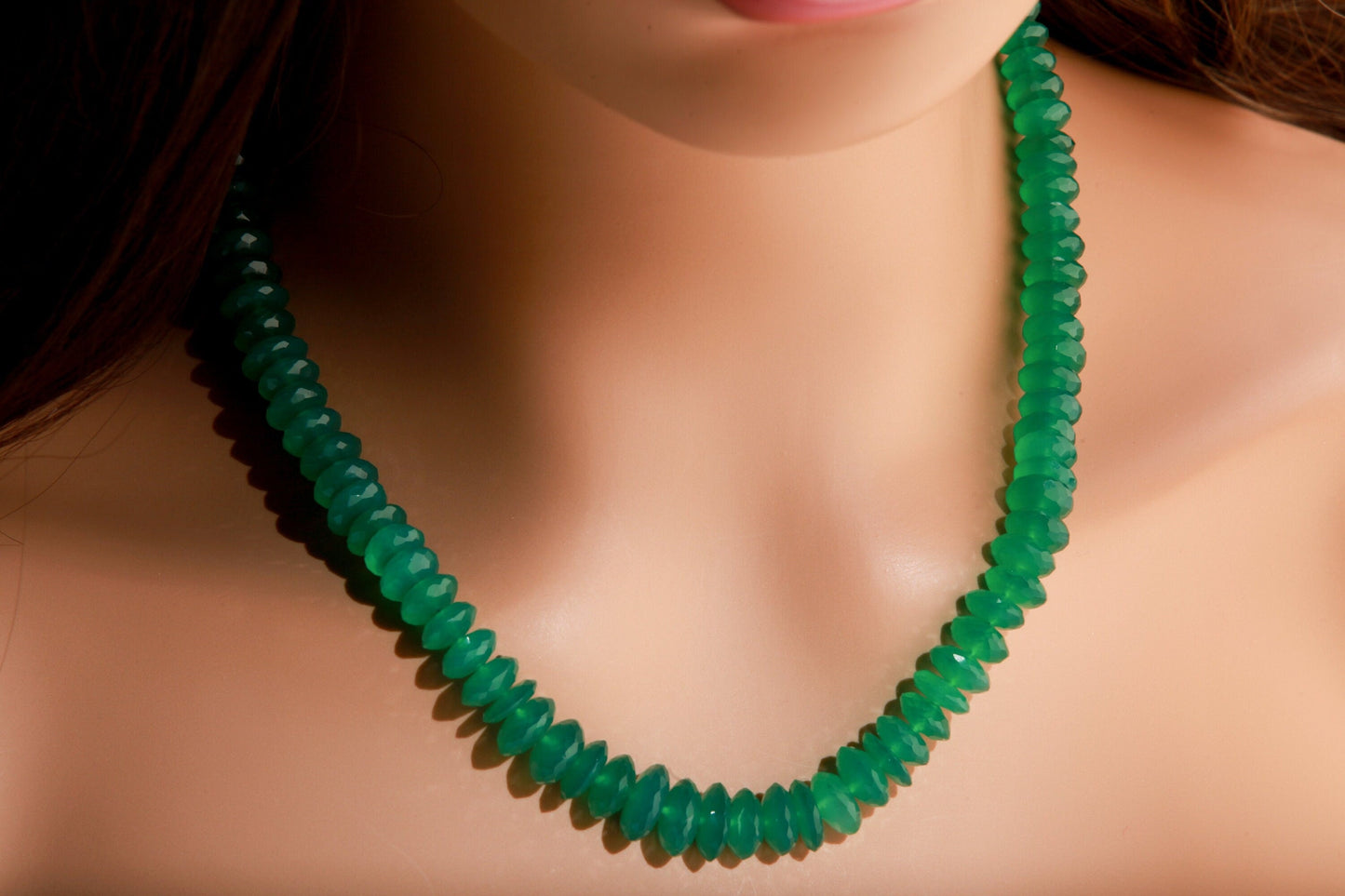 Genuine Green Onyx German Cut large Graduated Faceted Roundel 7-11mm AAA Quality 17.5" Necklace with 2" Extension Chain, May Birthstone