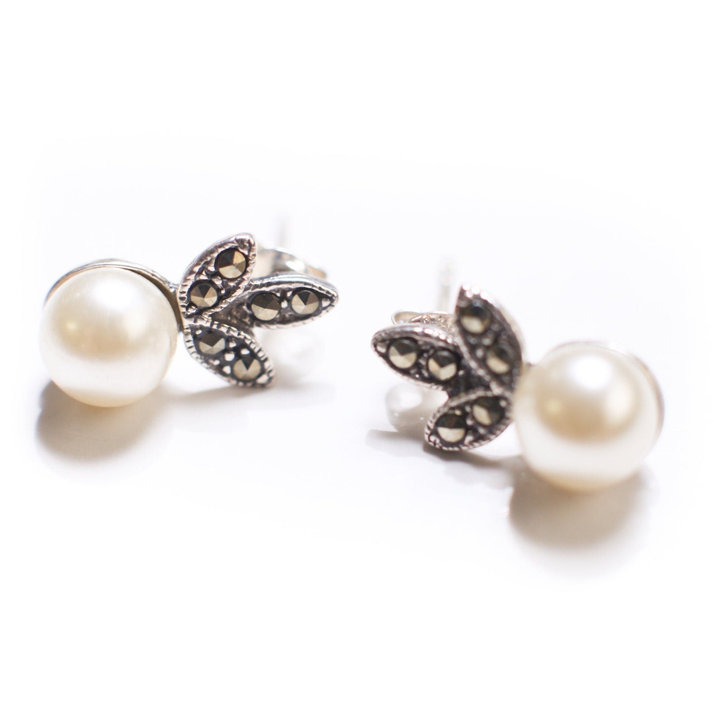 925 Sterling Silver Marcasite with Pearl 8mm Flower Post Earrings and Sterling Silver Box Chain 16" Necklace vintage Antique jewelry set.