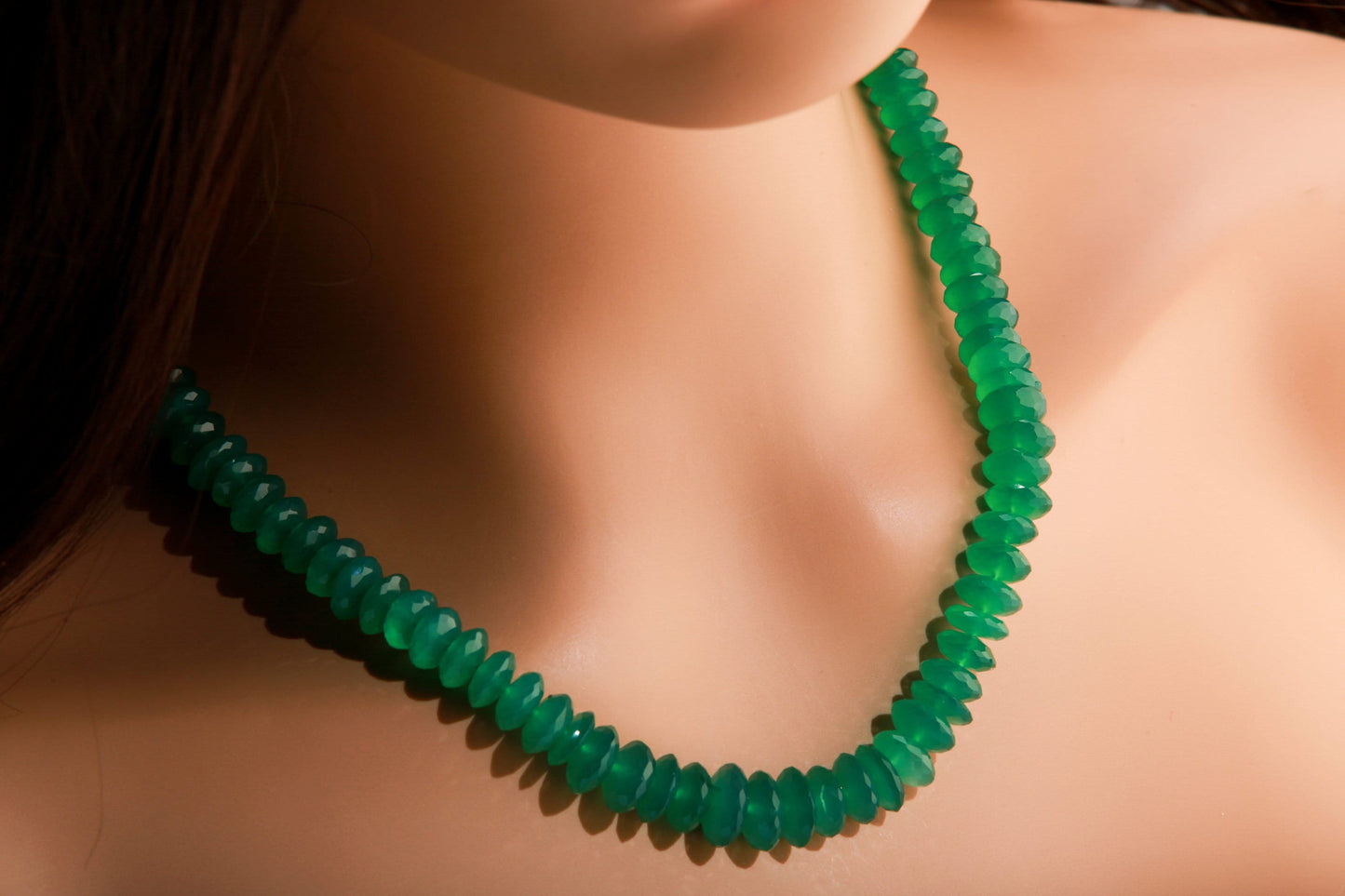 Genuine Green Onyx German Cut large Graduated Faceted Roundel 7-11mm AAA Quality 17.5" Necklace with 2" Extension Chain, May Birthstone