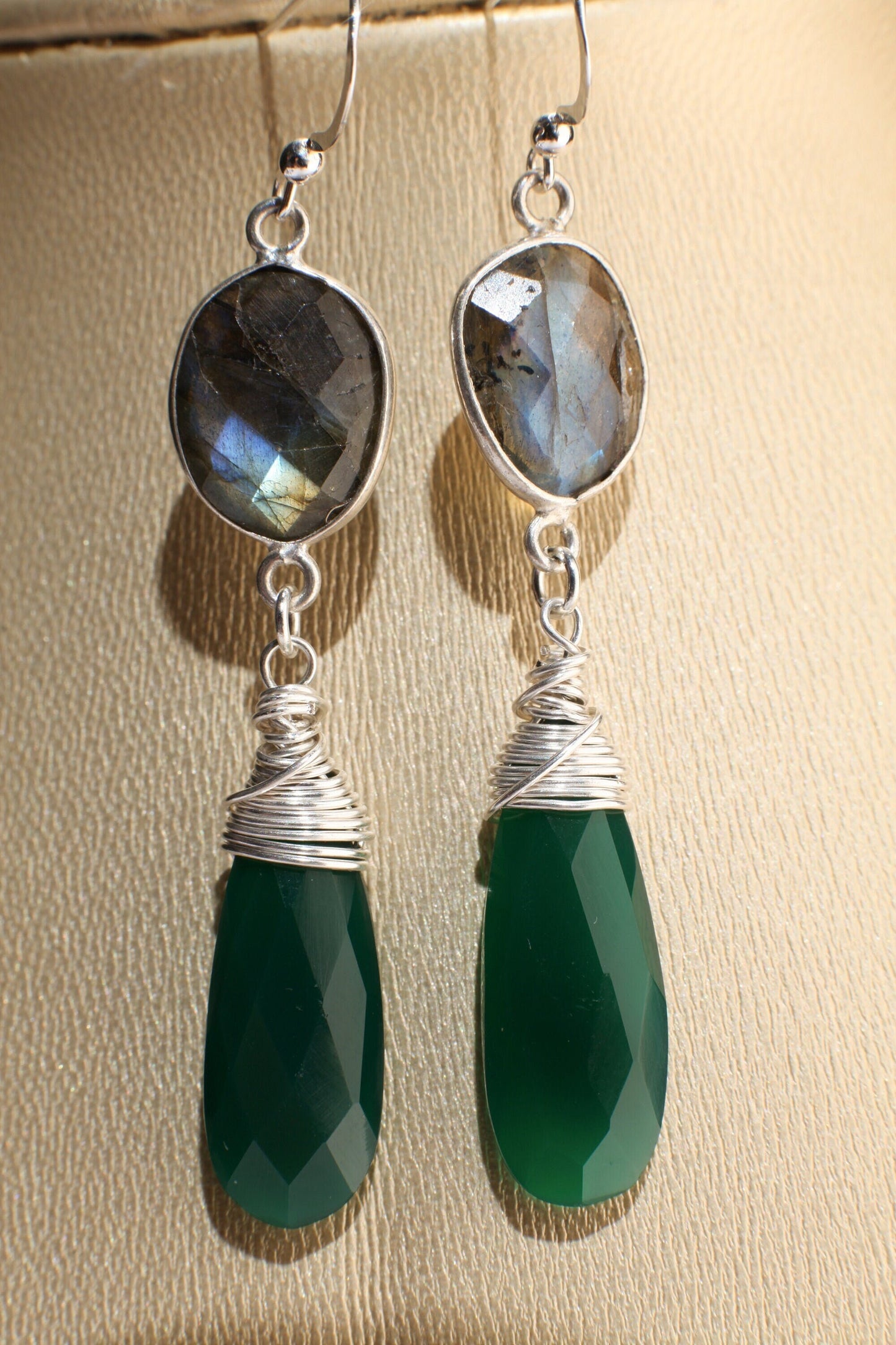 Labradorite Bezel with Dangle Green Onyx 9.5x25mm Wire Wrapped Briolette Teardrop in 925 Sterling Silver lever back earring. Precious gift
