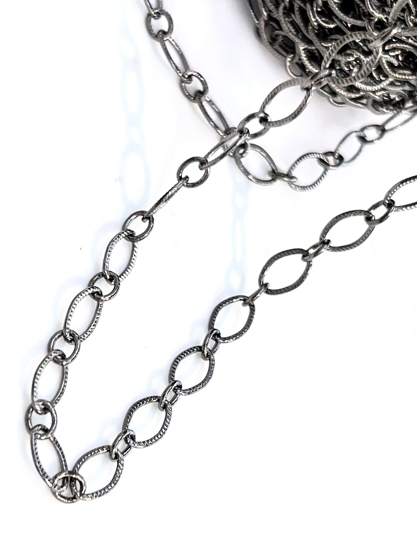 3 feet gunmetal black chain for jewelry making supplies, oval link texture chain,sell by 1 yard, 36"