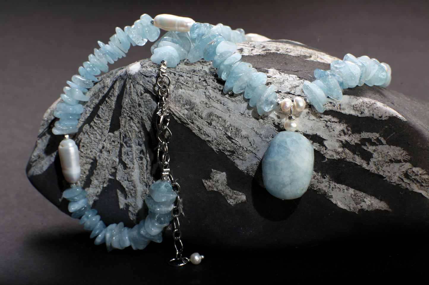 Natural Aquamarine Faceted Free Form tumbled chips nugget, Aquamarine Pendant, Biwa Freshwater stick Pearl spacer,19”&2”ext,gift , Chakra