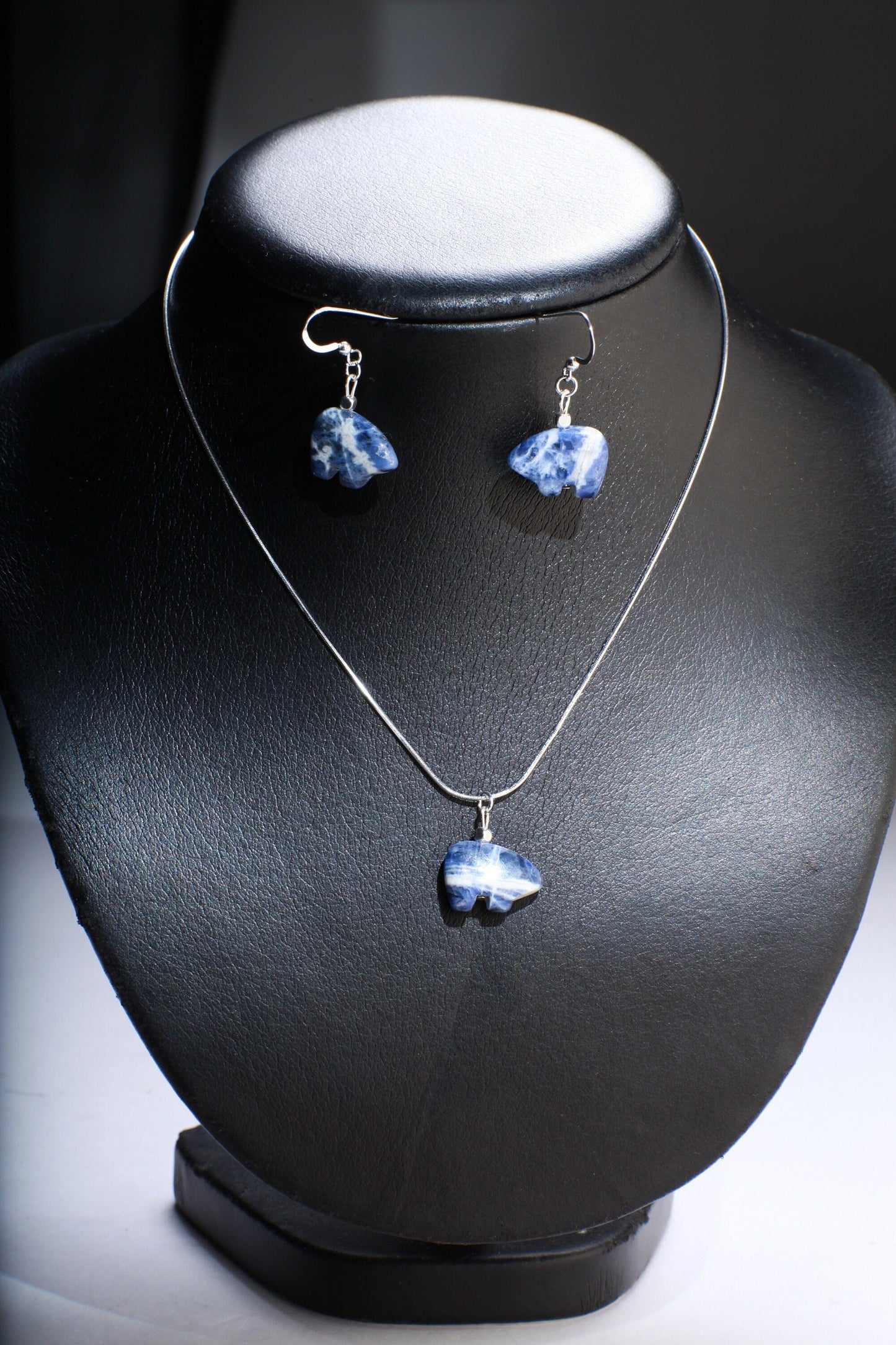 Sodalite Zuni Bear Earrings Necklace, Natural Brazilian Sodalite Zuni Bear Gemstone Necklace and Earrings Set Vintage Sterling Silver 16"