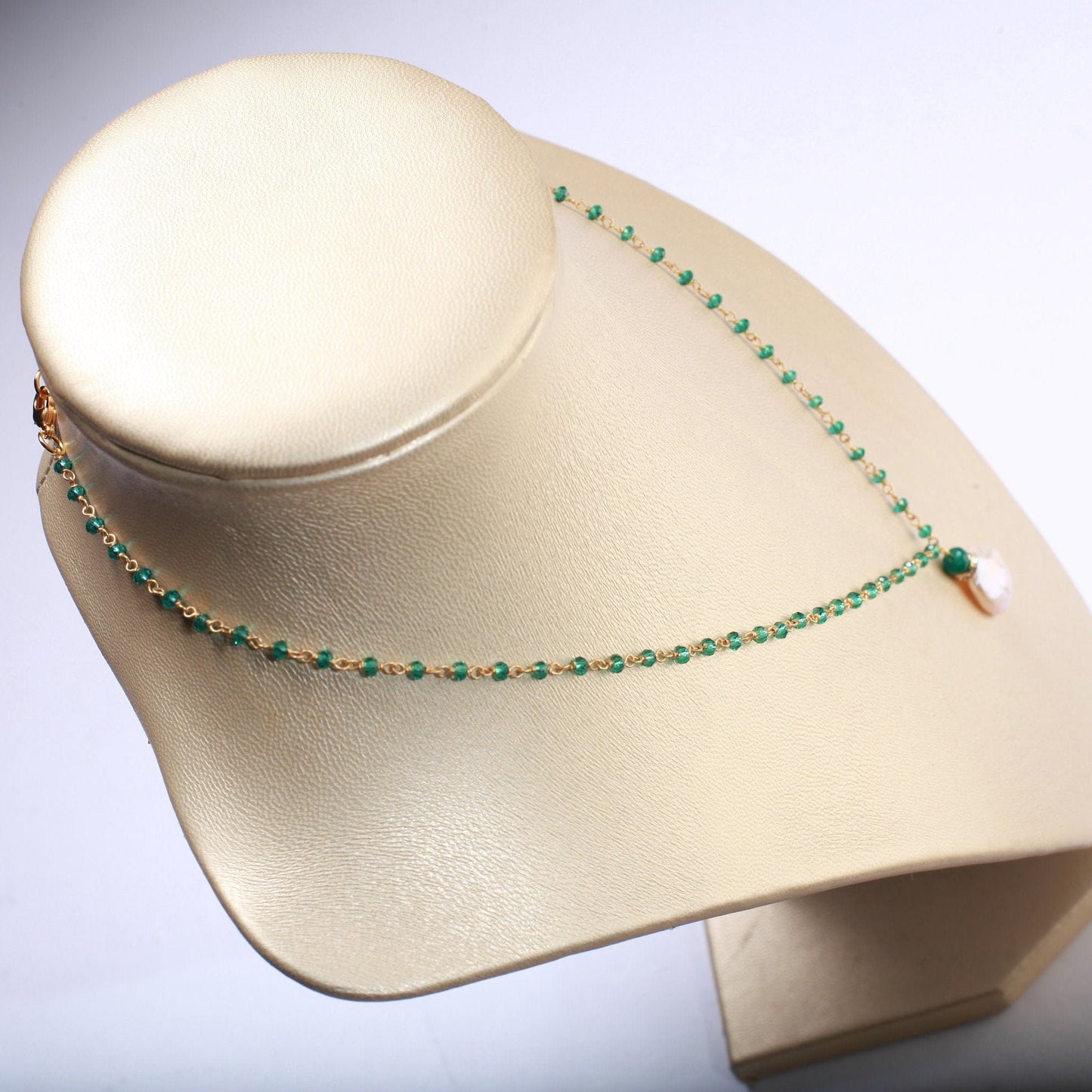 Green quartz Beaded Chain with Genuine Freshwater Coin Pearl Centerpiece Rhinestones Focal bead 16" gold Necklace