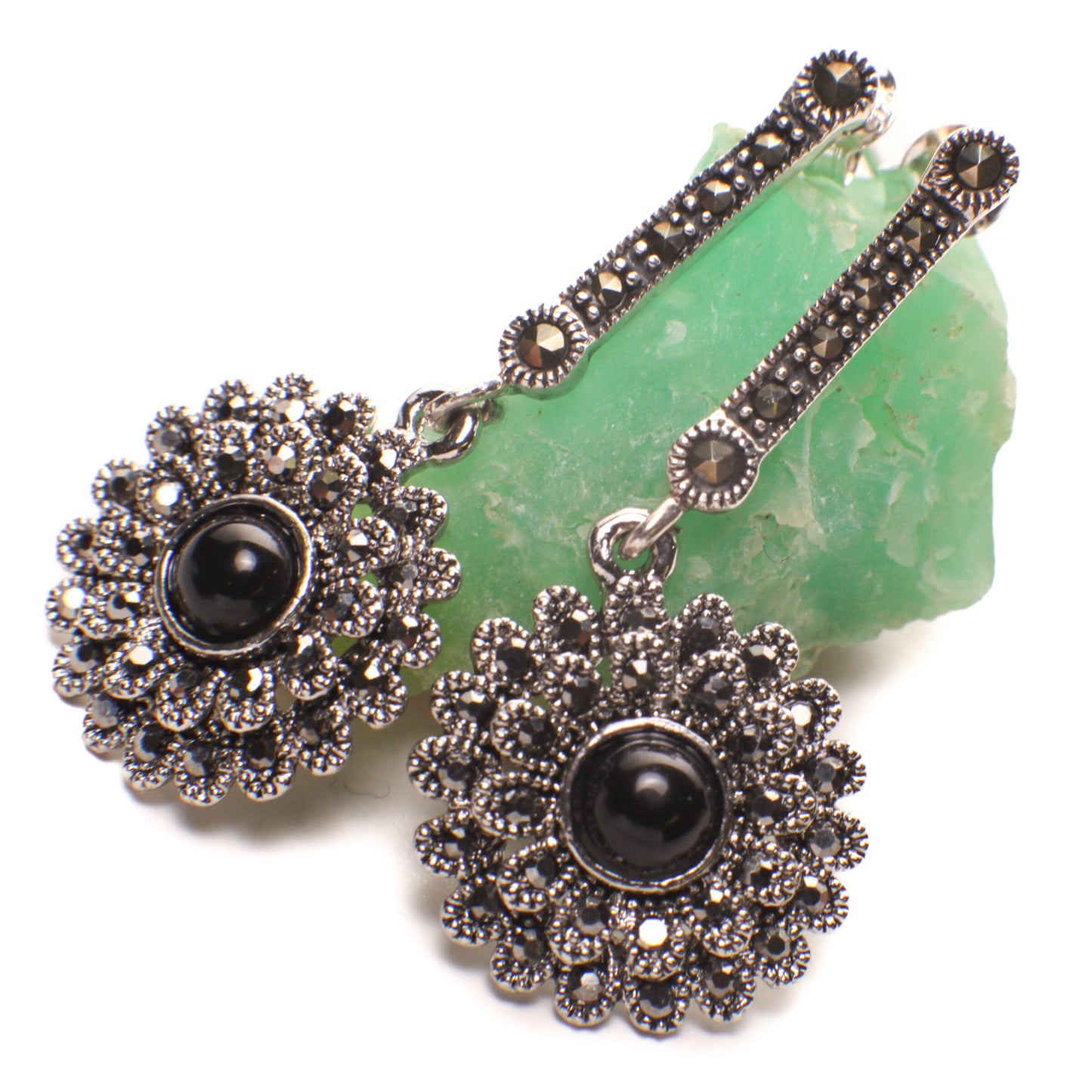 Vintage Marcasite 925 Sterling Silver Black Onyx 17mm dangling earrings. 925 stamped, Antique vintage gift for her