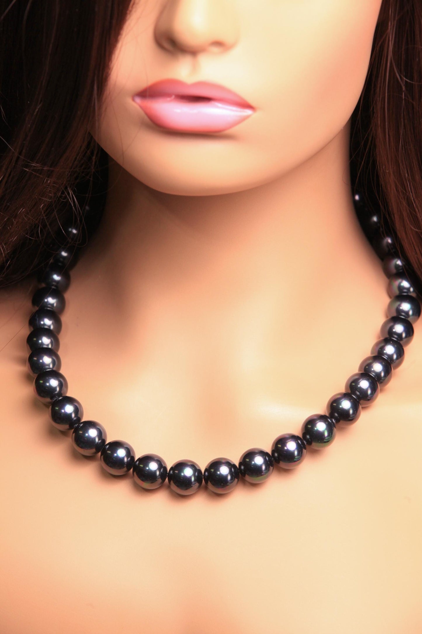 14mm South Sea Shell Mother of Pearl large Rainbow Peacock Black AB with mag clasp Statement Necklace, Party, Evening wear, Gift