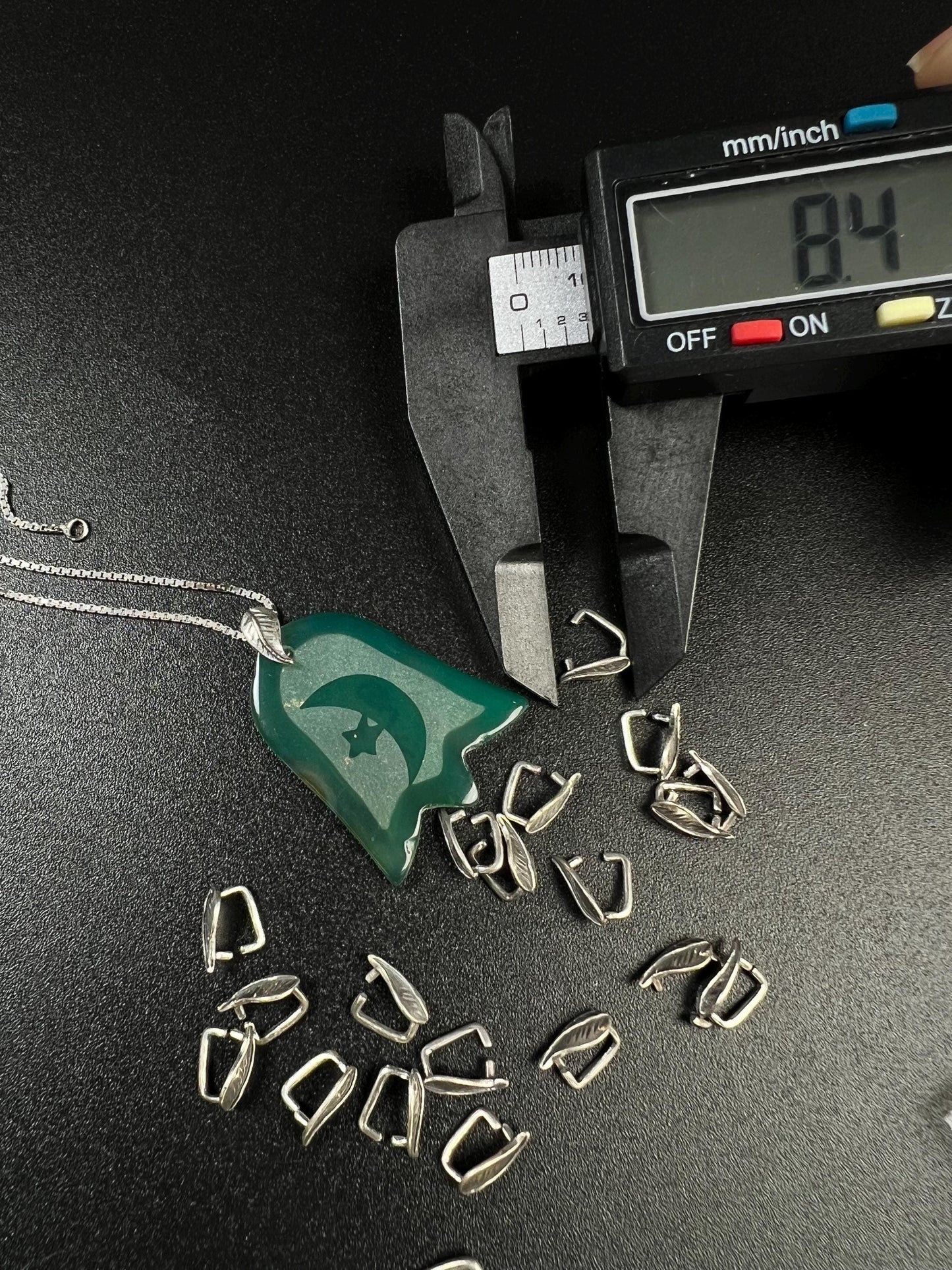 925 Sterling Silver Leaf bail, vintage handmade 8mm Bali pinch Bails Pendant holder. 1 piece