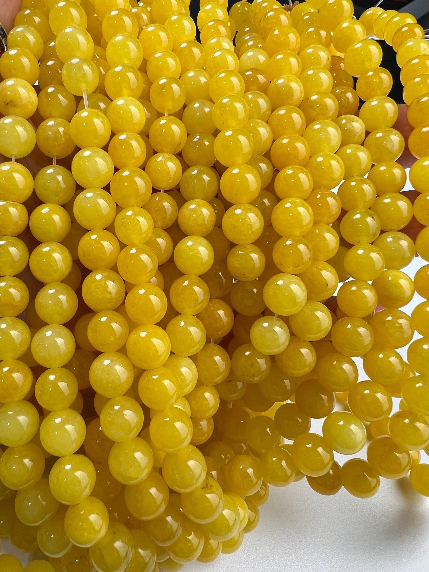 Natural yellow Jade 8mm Smooth Round beads. Great Quality for jewelry making 15” full strand