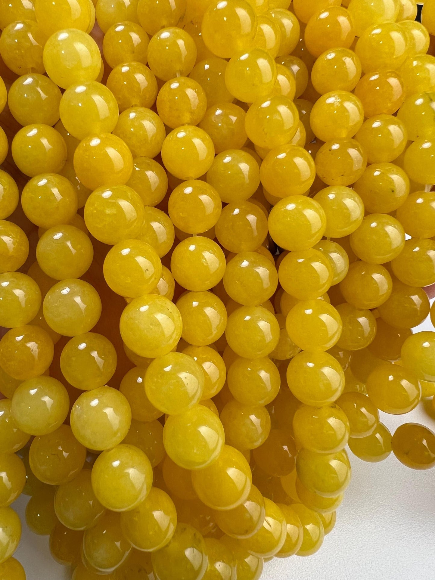 Natural yellow Jade 8mm Smooth Round beads. Great Quality for jewelry making 15” full strand