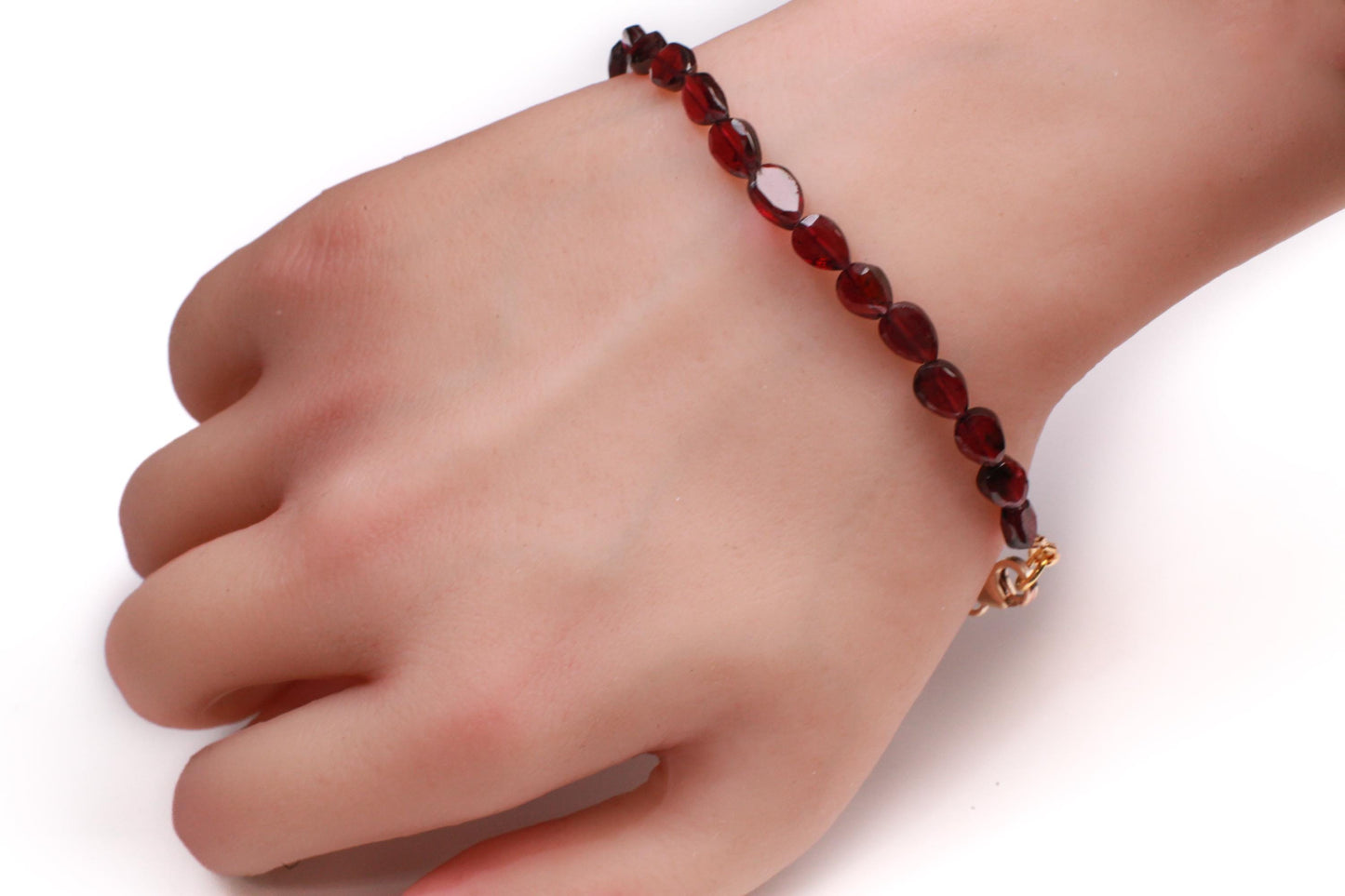 Mozambique Garnet Faceted long oval 4.5x6-6.6mm beaded Bracelet in 14k Gold Filled, or 925 Sterling Silver lobster Clasp and findings,