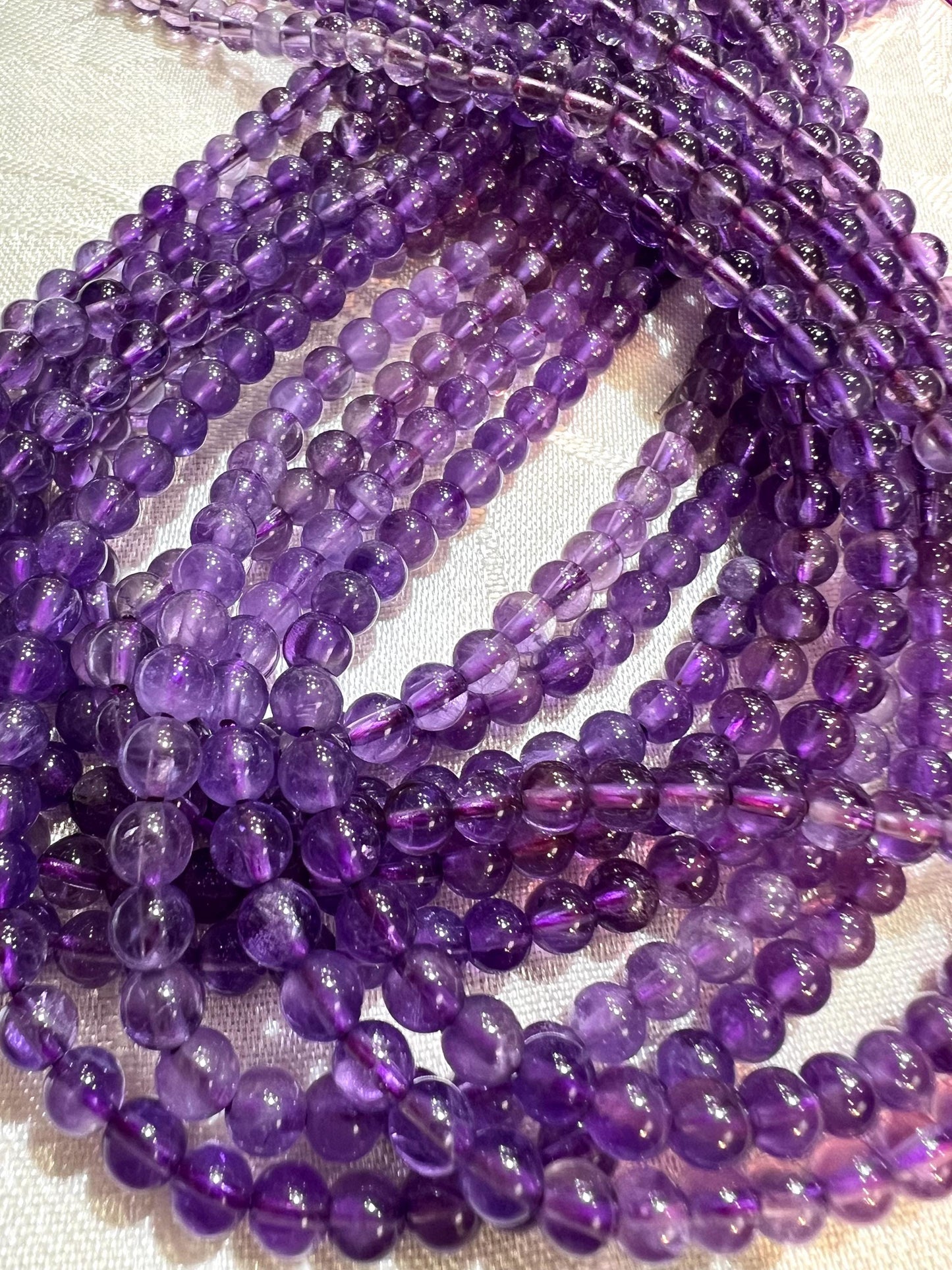 Natural Amethyst 4mm Smooth Round Jewelry Making Gemstone light Purple Round Beads 15” Full Strand