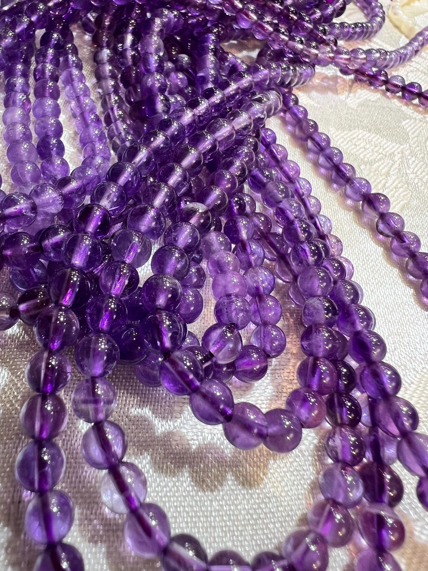 Natural Amethyst 4mm Smooth Round Jewelry Making Gemstone light Purple Round Beads 15” Full Strand