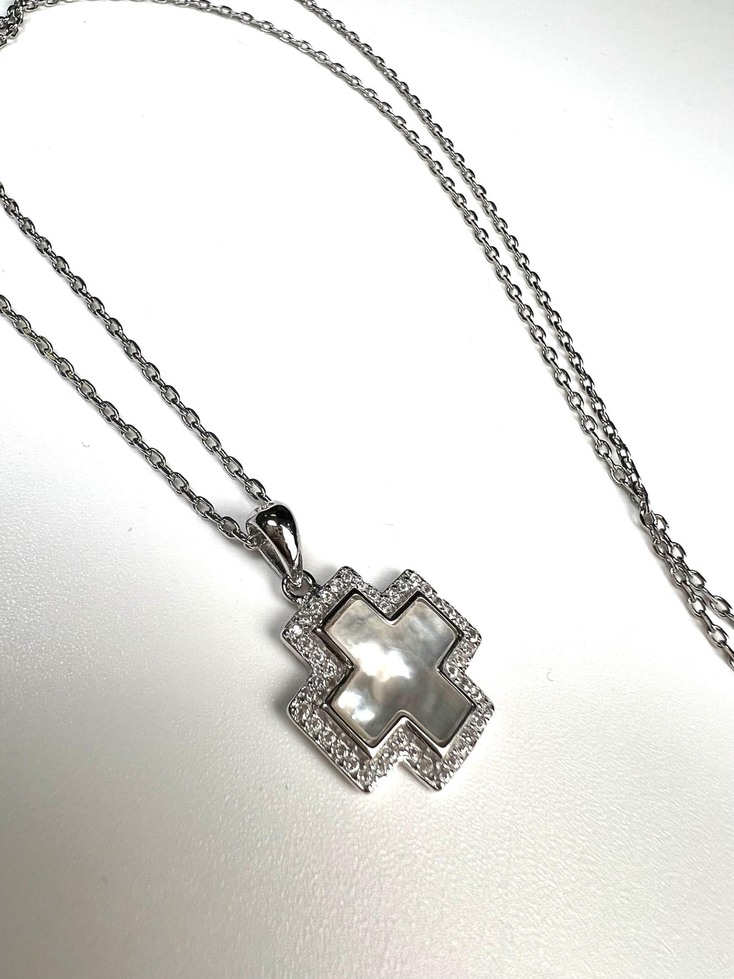 925 Sterling Silver Mother pearl CZ Diamond setting Cross Pendant necklace. Beautiful birthday anniversary gift High quality 925 stamped