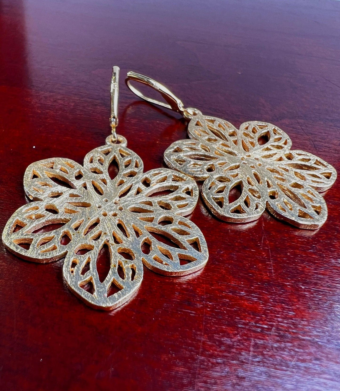 18k Gold Vermeil Bali brush gold Filigree flower 28x35mm Handmade Leverback Earrings, beautiful light yellow gold color Earrings, gift