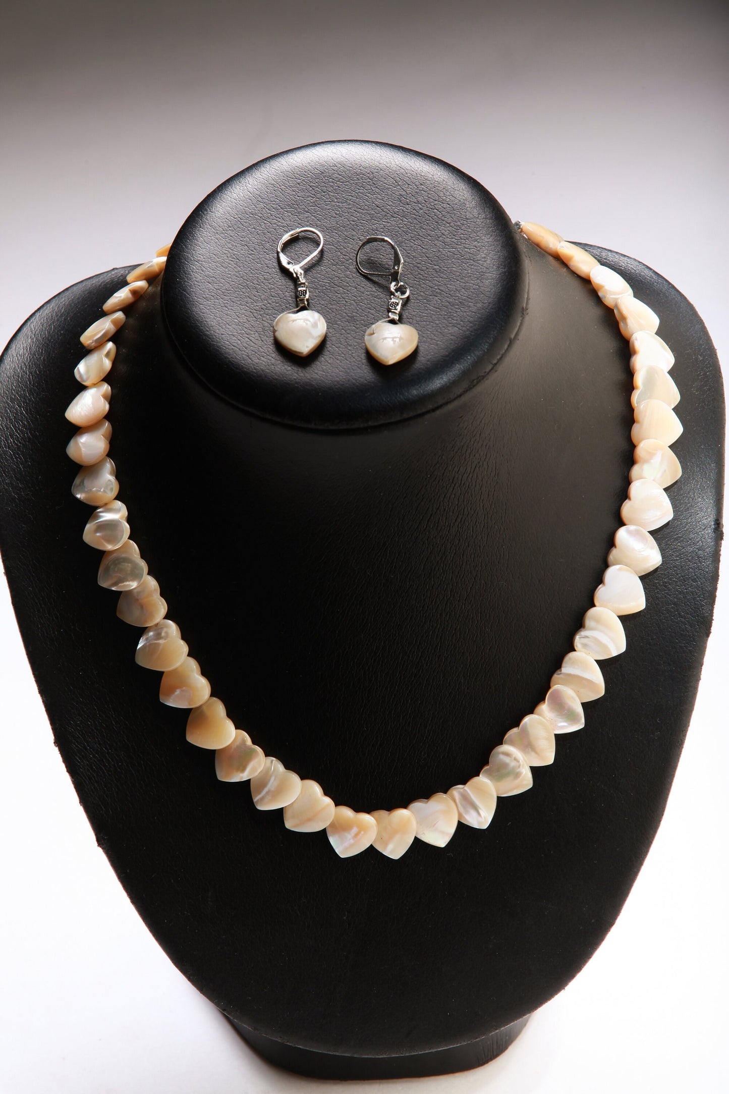 Mother of Pearl Heart Necklace, Earrings set, Natural MOP Mother of Pearl 13mm Puffed Overlap Heart Seashell Necklace Earrings Jewelry Set