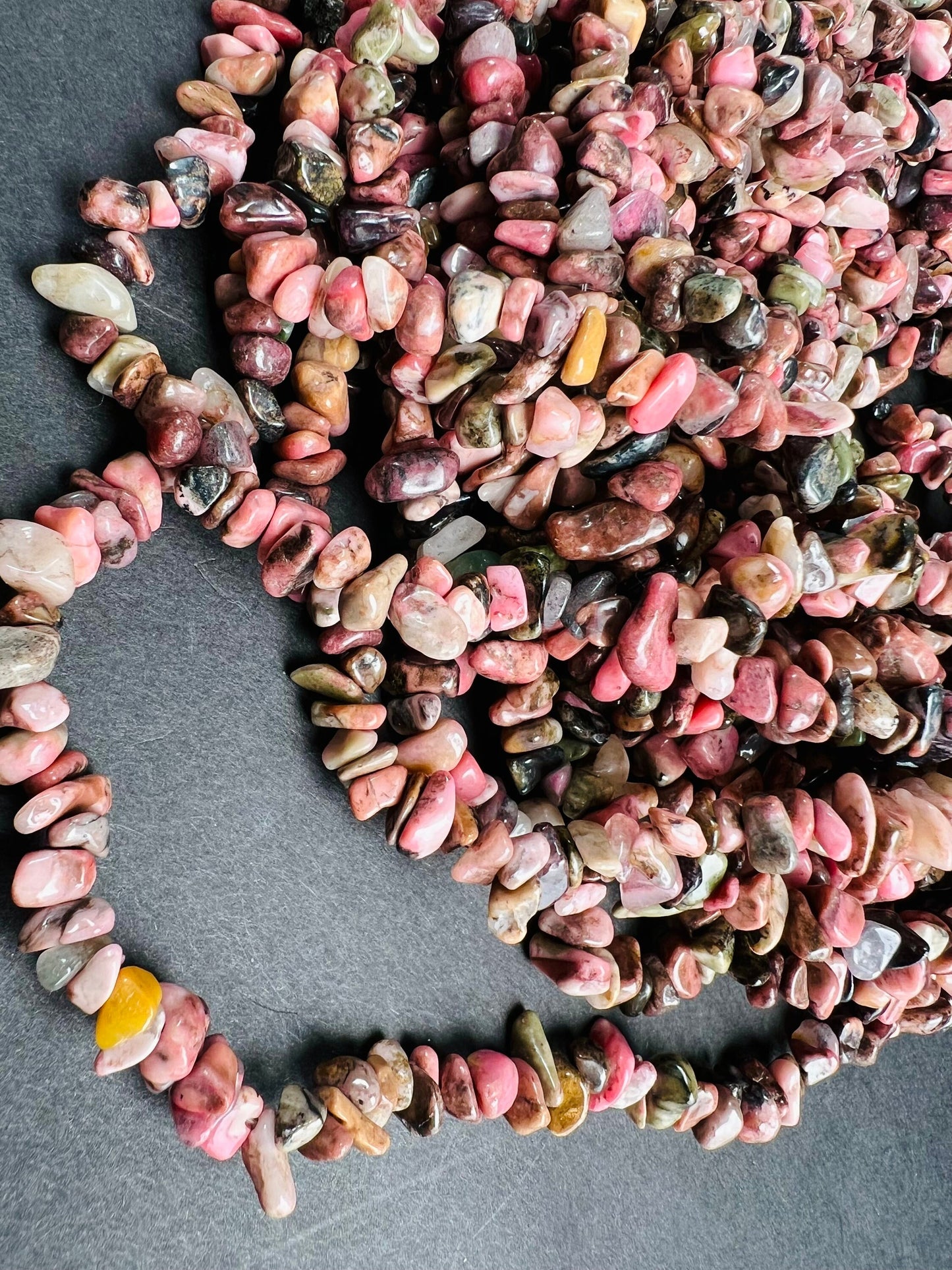 Rhodonite raw freedom nugget chip 4-8mm bead. 15” strand natural gemstone