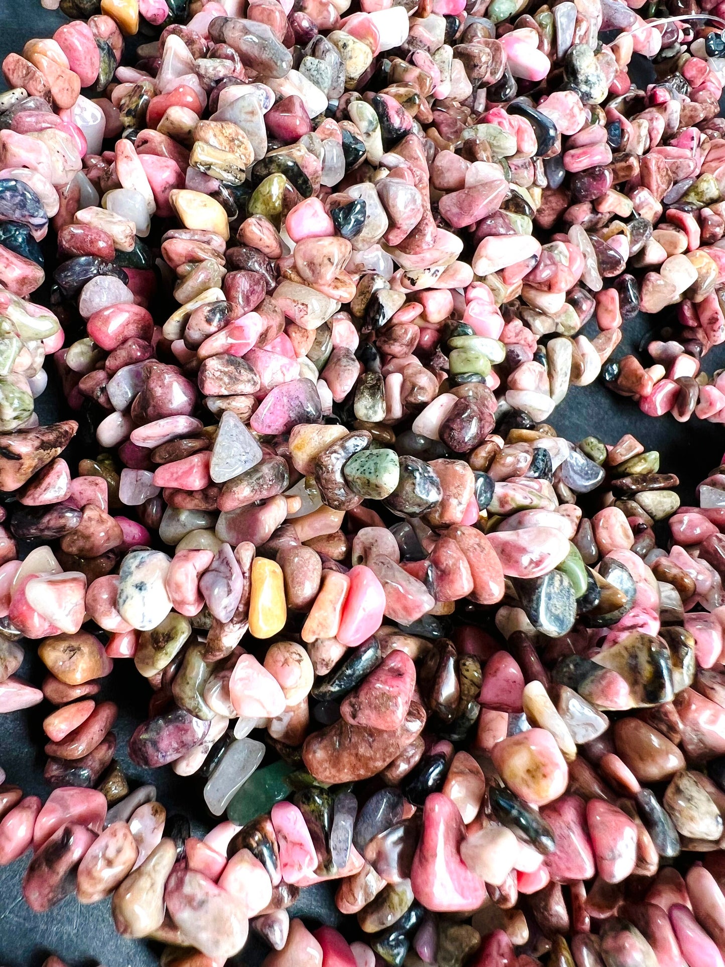 Rhodonite raw freedom nugget chip 4-8mm bead. 15” strand natural gemstone