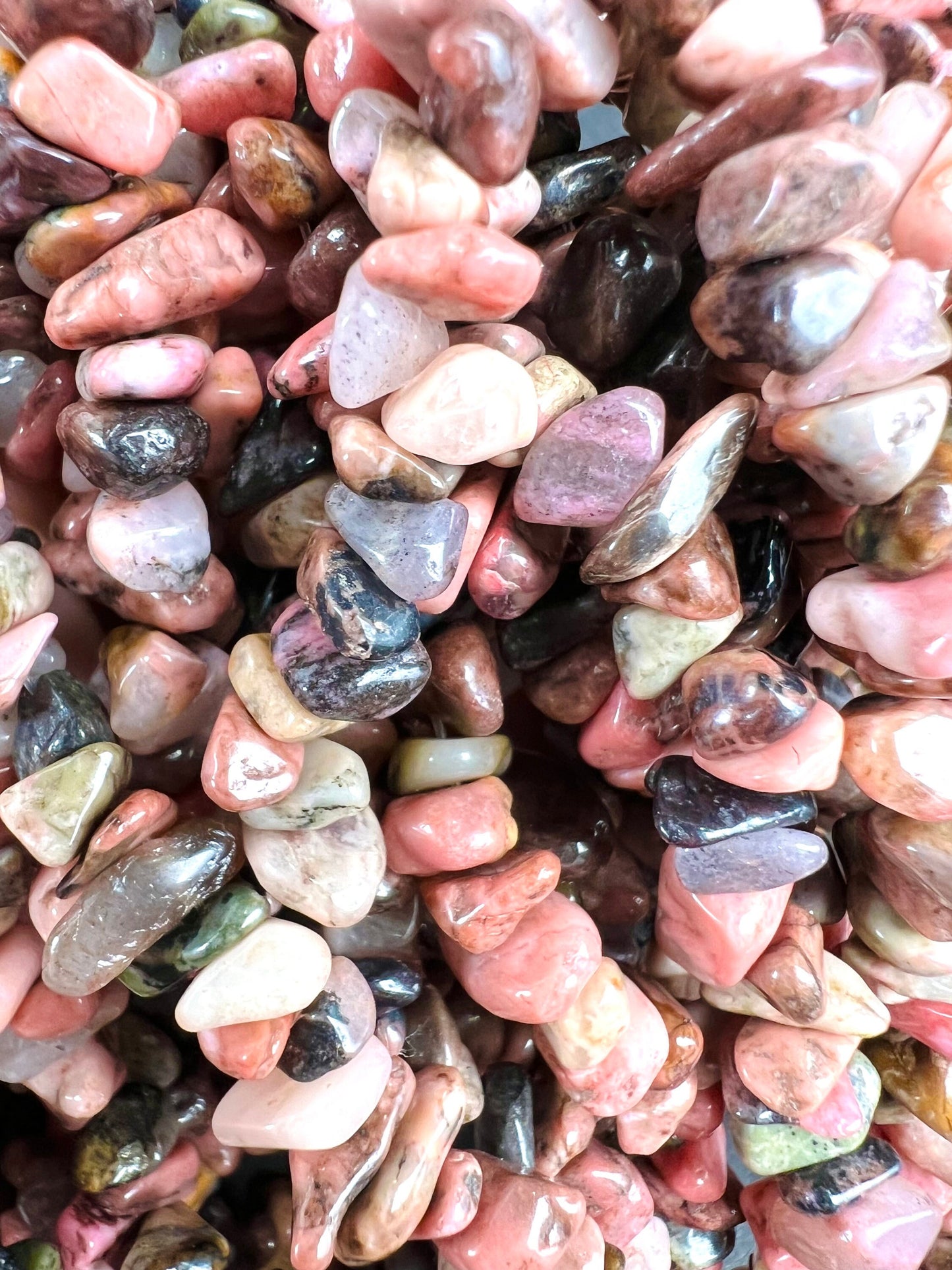 Rhodonite raw freedom nugget chip 4-8mm bead. 15” strand natural gemstone
