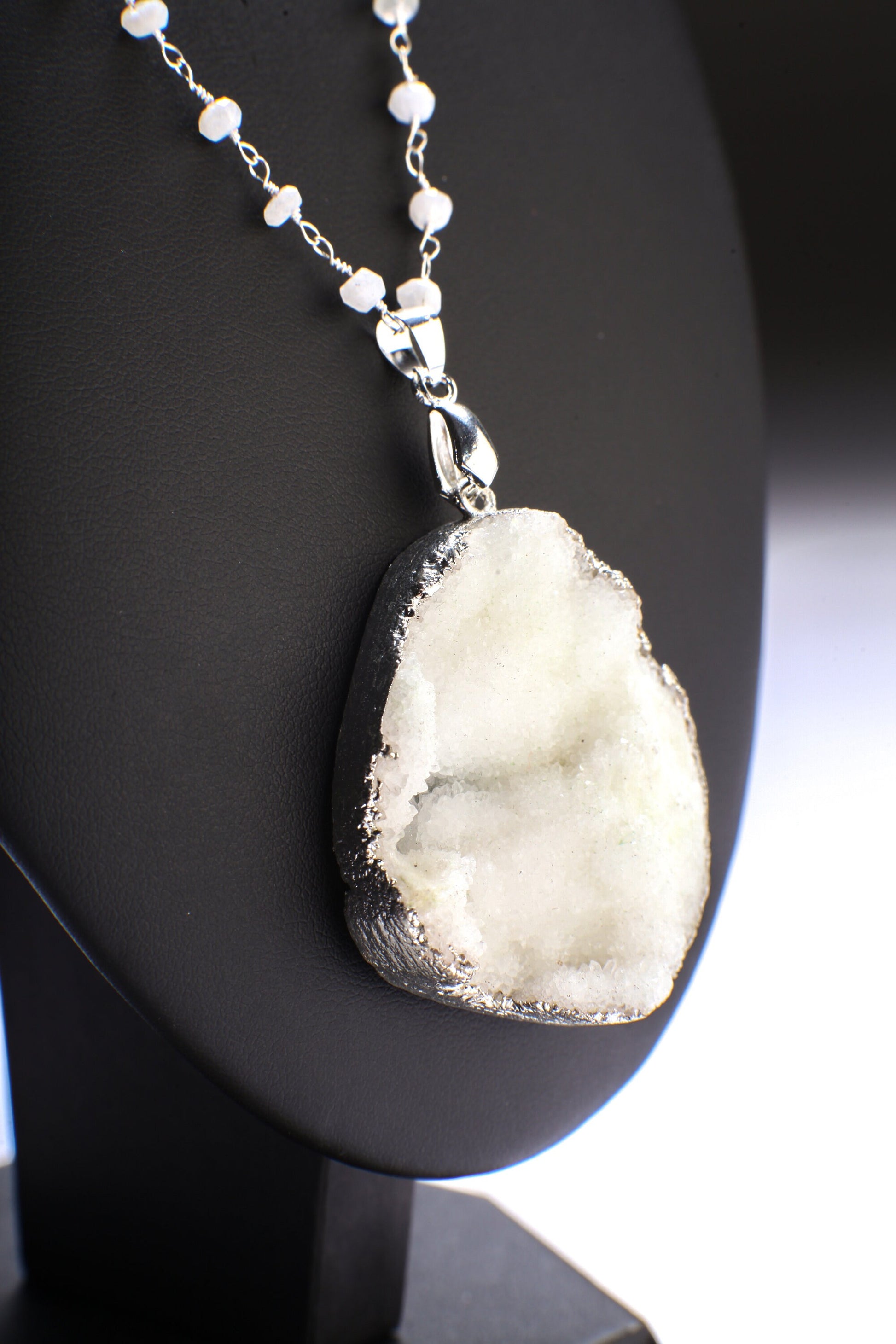 White Druzy Agate Geode Pendant Necklace, Earrings Set, Sparkling Druzy Earrings, Pendant Moonstone Rosary Chain in Sterling Silver Clasp