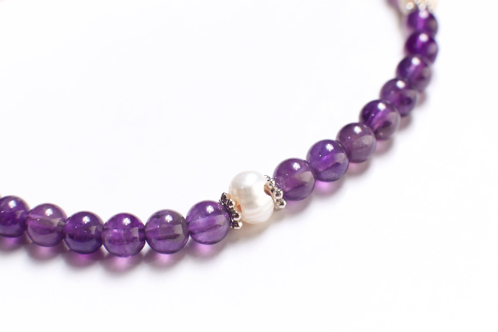 Natural Amethyst Round 4mm with Freshwater Pearl Rondelle Gemstone Bracelet, Healing Crystal, Yoga, Energy, Stretchy, Soothing Bracelet Gift