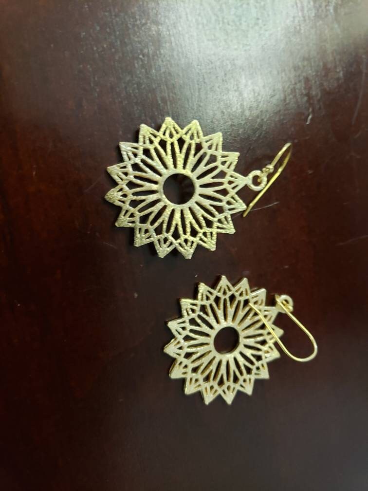 18K Gold Vermeil Bali Brush Gold Filigree Flower 30mm Circle Handmade Earrings, Beautiful light yellow gold Earrings gift