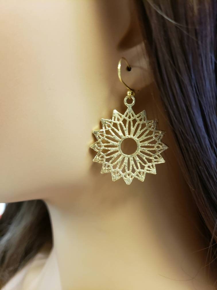 18K Gold Vermeil Bali Brush Gold Filigree Flower 30mm Circle Handmade Earrings, Beautiful light yellow gold Earrings gift