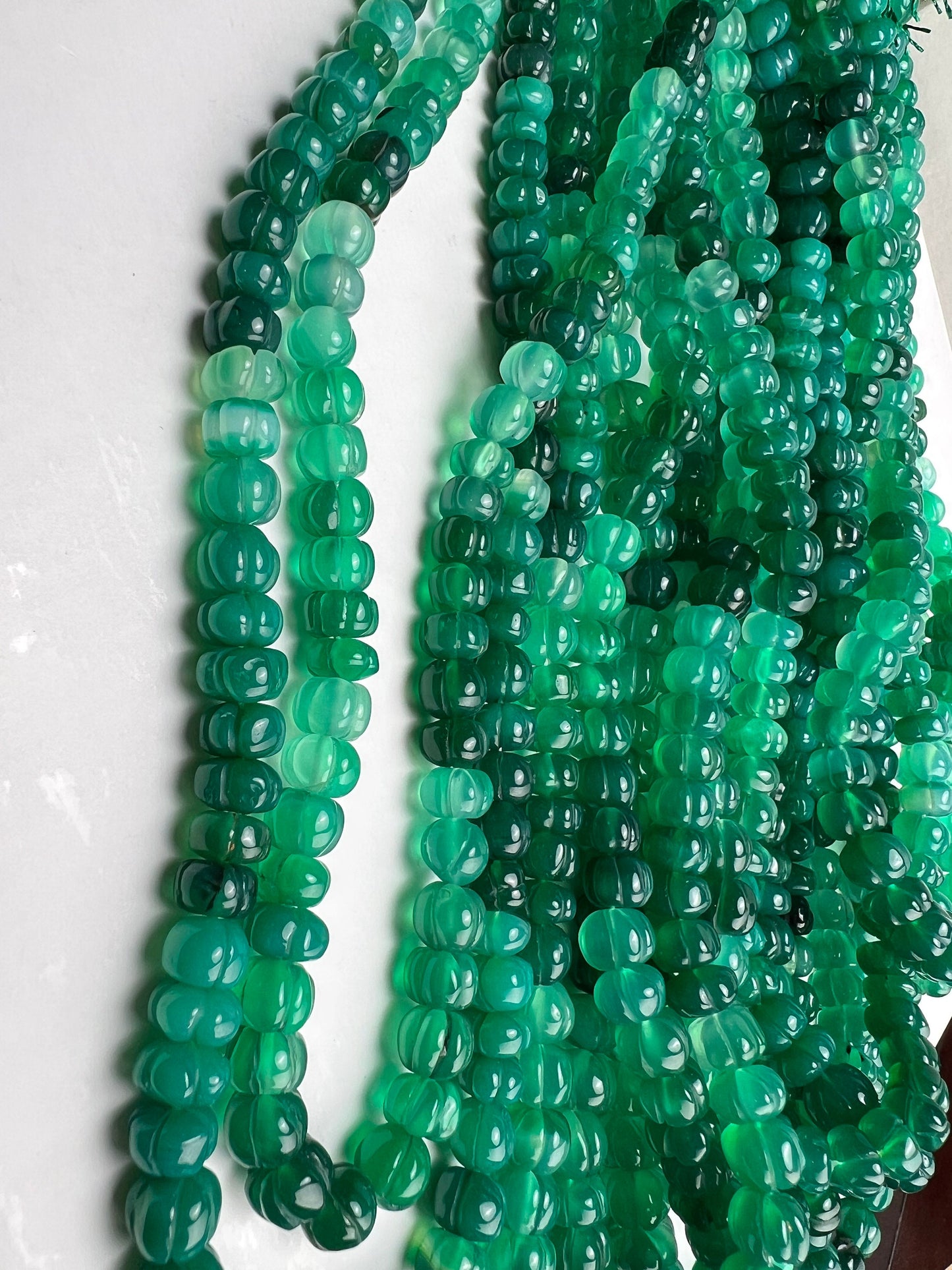 Natural Green Onyx Pumpkin shape hand carved bead Emerald Green shaded 8.5-9mm Melon bead , 7” strand apprx 28 pcs or 14” full strand 56 pcs