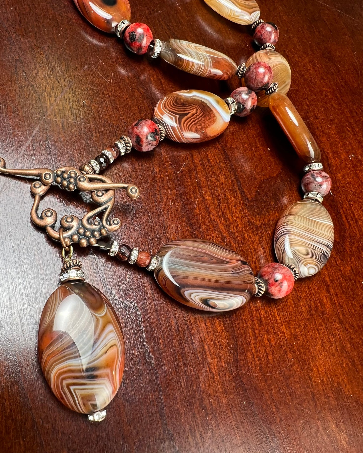 Genuine stripe agate smooth oval antique copper fancy toggle front and pendant statement chunky necklace 18”