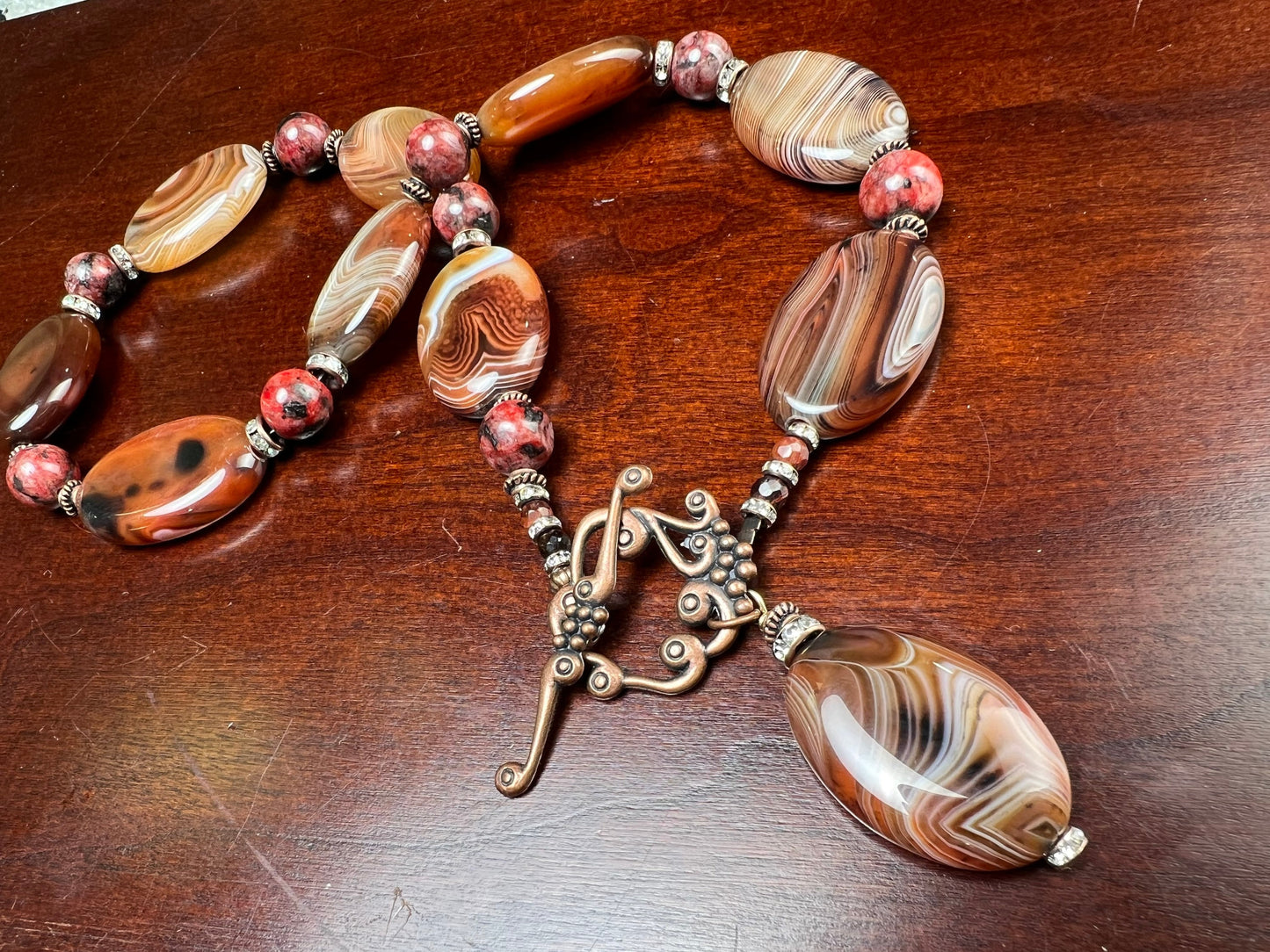 Genuine stripe agate smooth oval antique copper fancy toggle front and pendant statement chunky necklace 18”