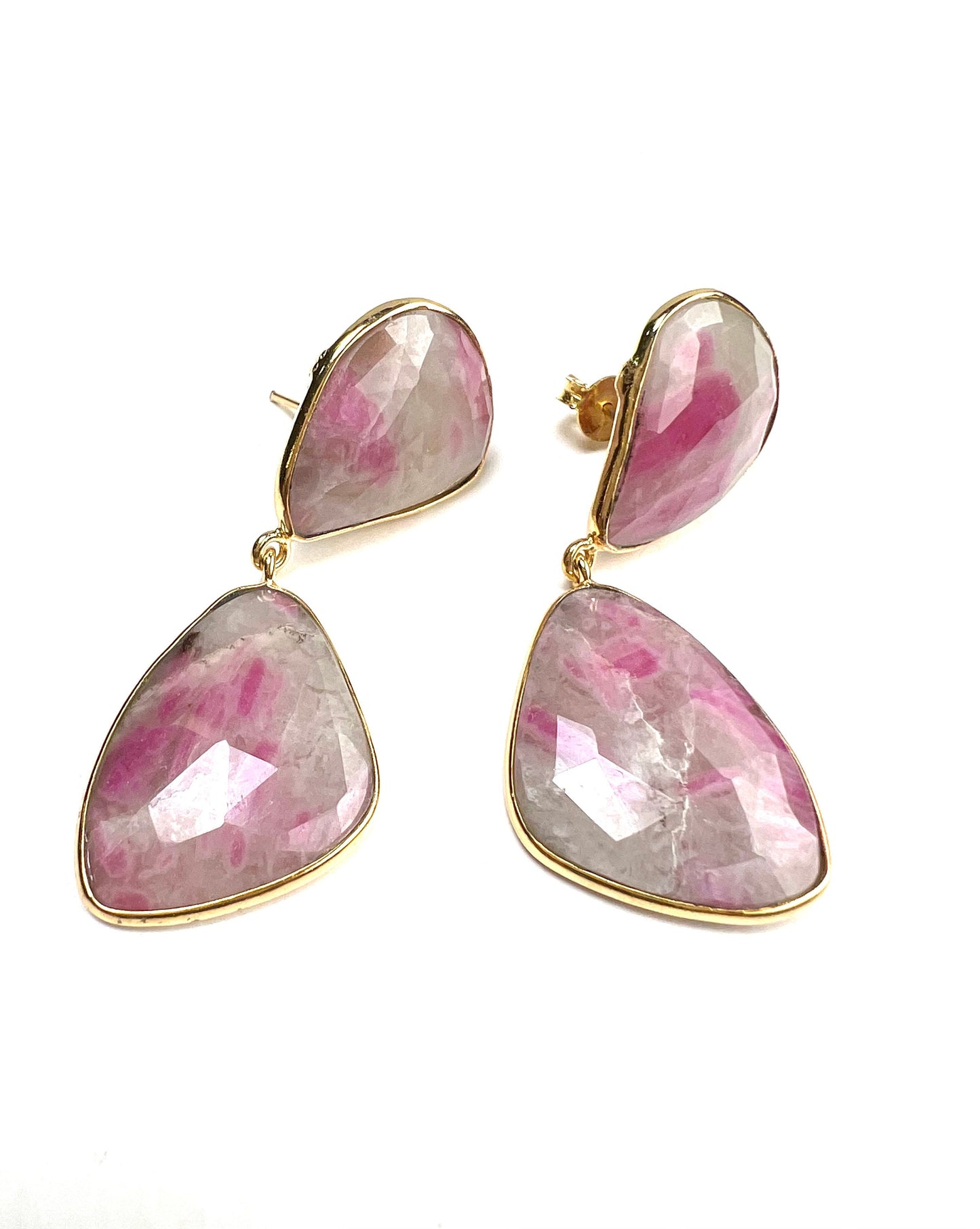 Natural Pink Sapphire Shaded Faceted Freeform triangular bezel 22k gold vermeil handmade earrings.