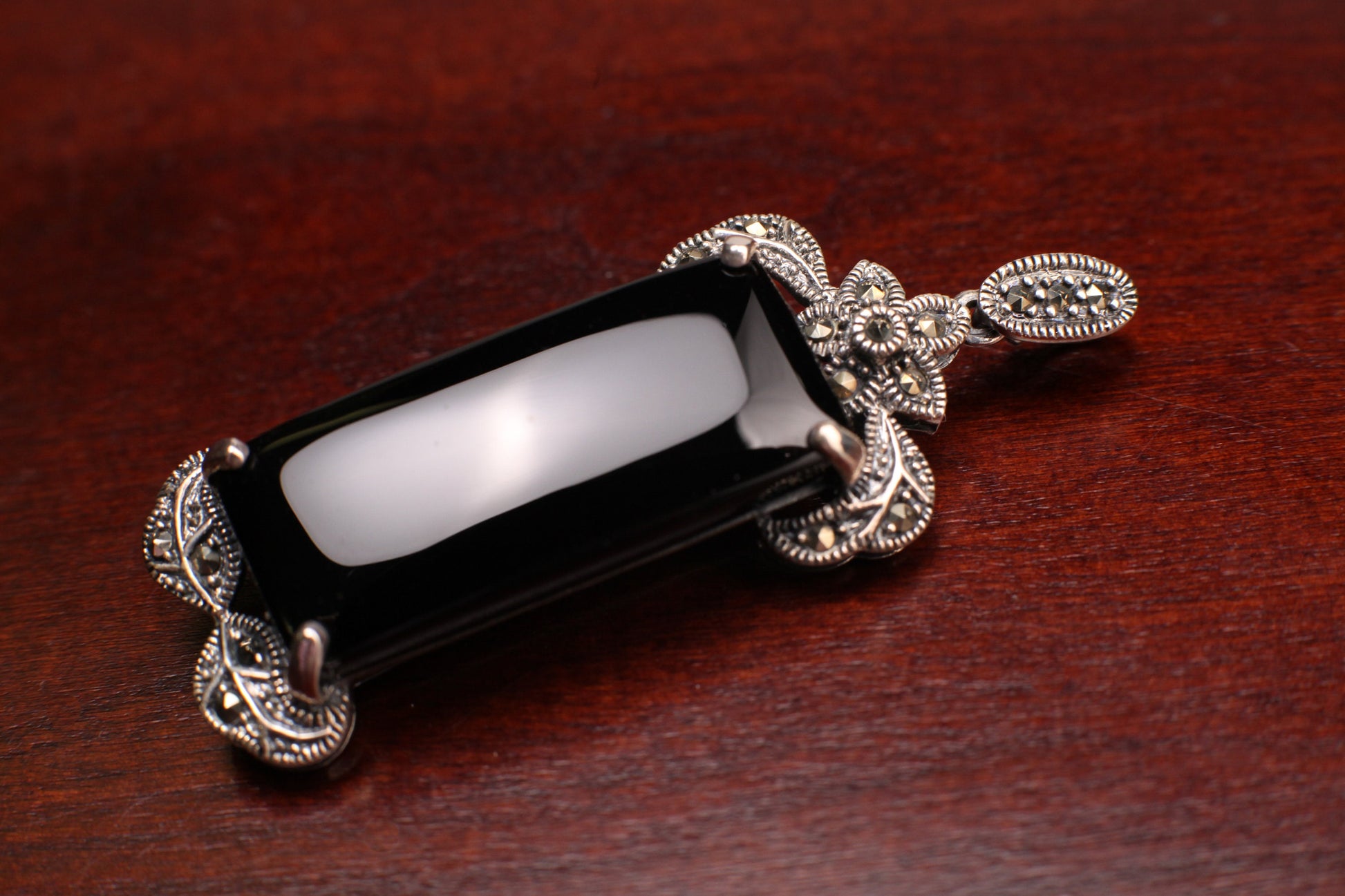 Marcasite 925 Sterling Silver Black Onyx Pendant Necklace with Rhodium Non Tarnish Sterling Silver Chain 19x55mm Vintage, Antique necklace