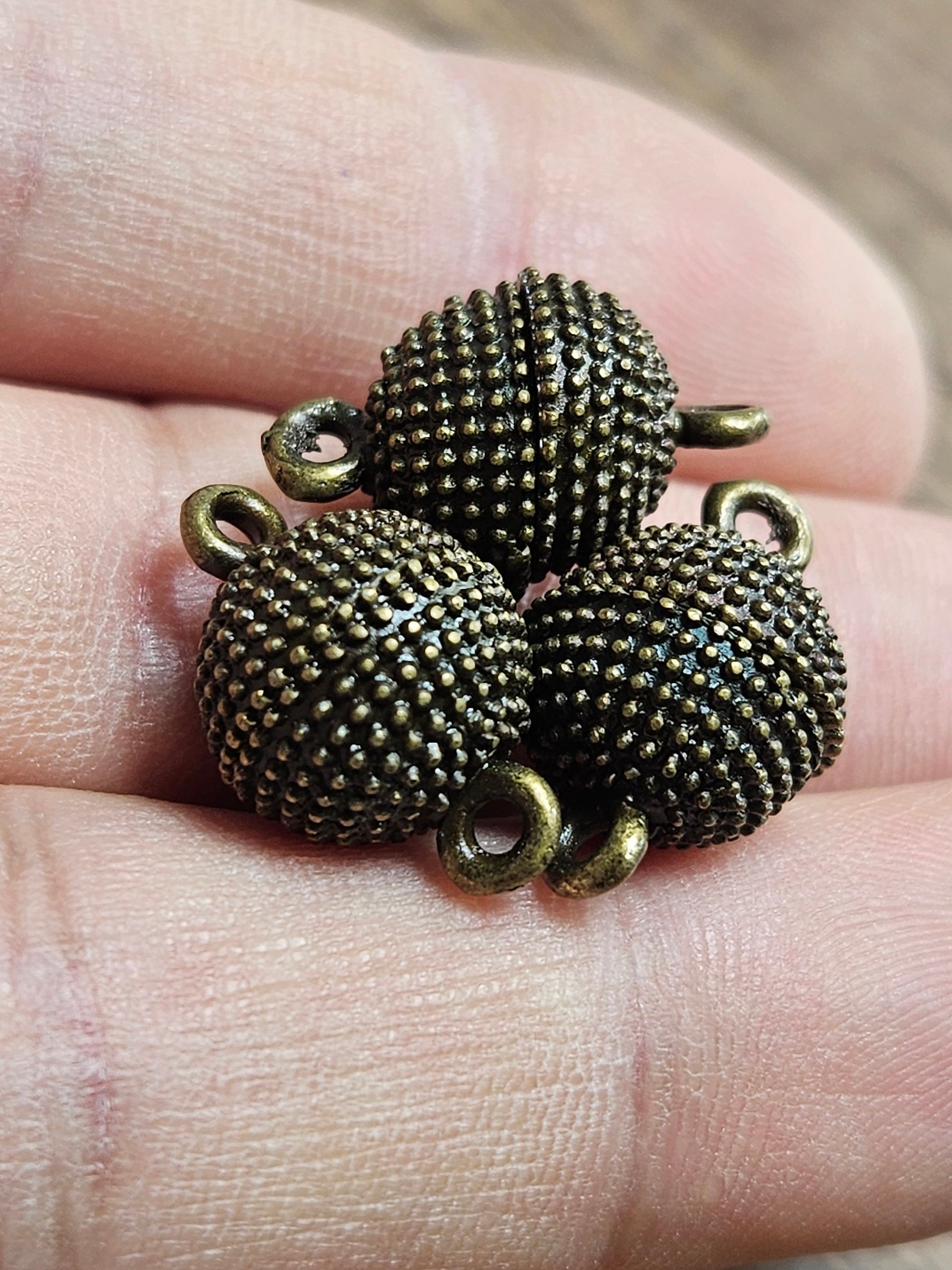 3 sets Magnetic clasp 8,10,12,14mm large round very strong magnet silver, gunmetal, gold plated brass, jewelry making Spike ball clasp