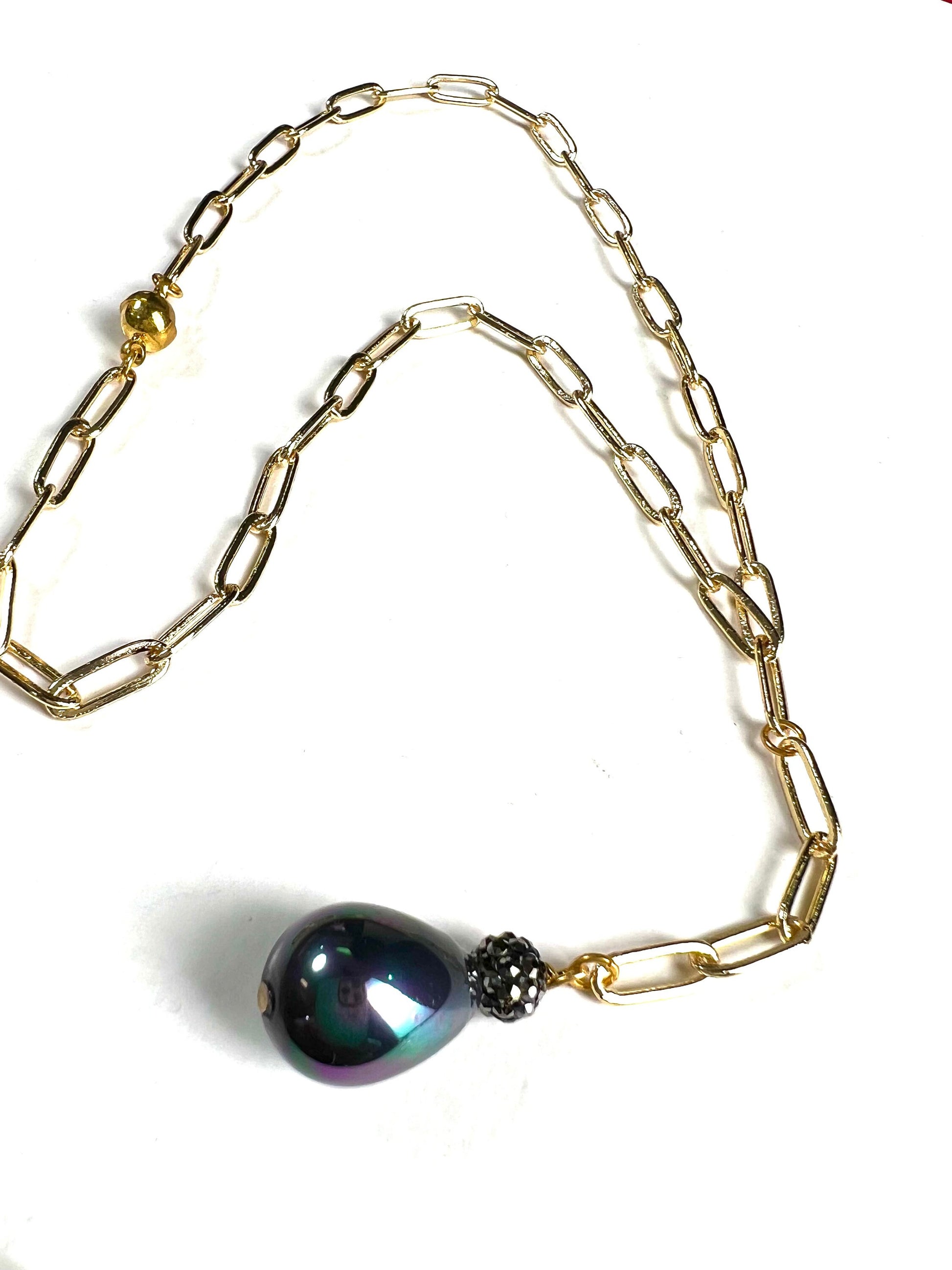 Gold Paperclip Chain Y Necklace dangling Black South Seashell Pearl Drop Necklace 22K Gold Electroplated Anti Tarnish