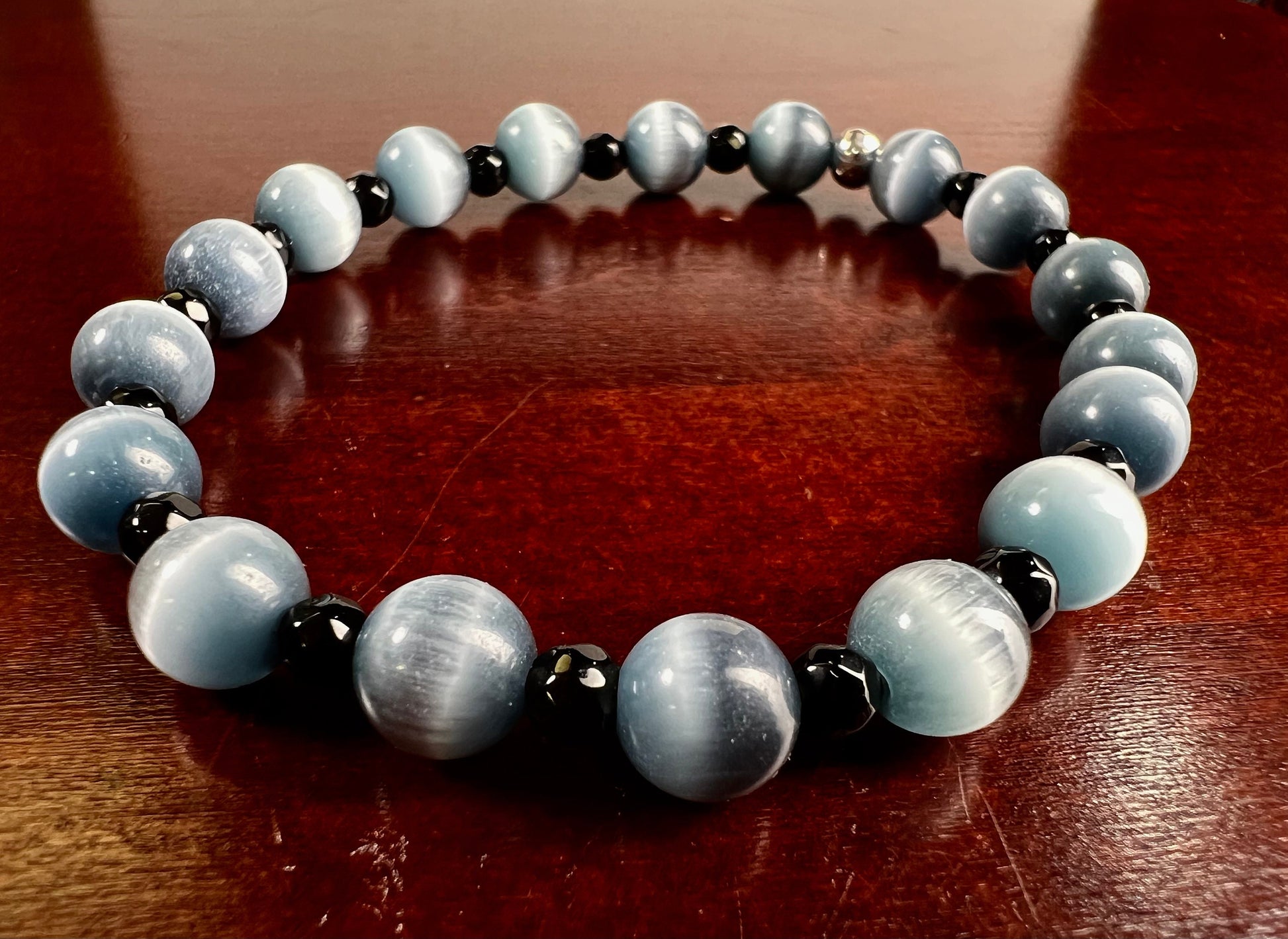 Black Cat's Eye 8mm round black onyx spacer bead stretchy bracelet. Beautiful Beach Boho summer gift for Men and women