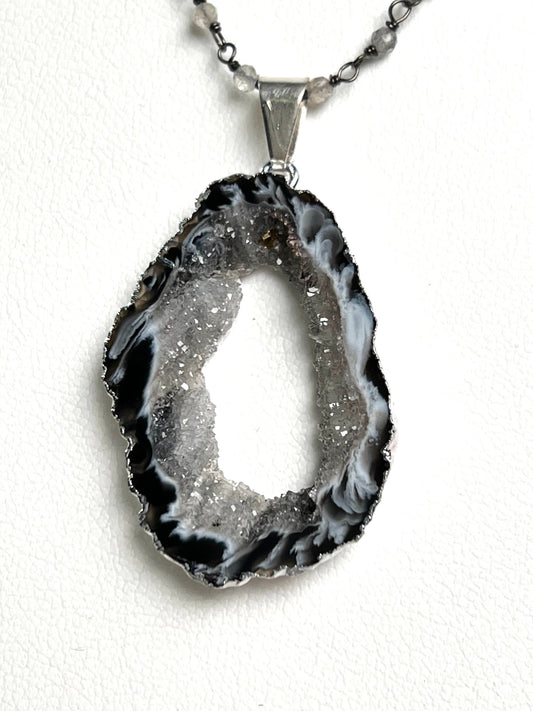 Genuine Botswana Agate Druzy Geode Gemstone Pendant and Silver Faceted Labradorite Beaded Rosary Chain Necklace