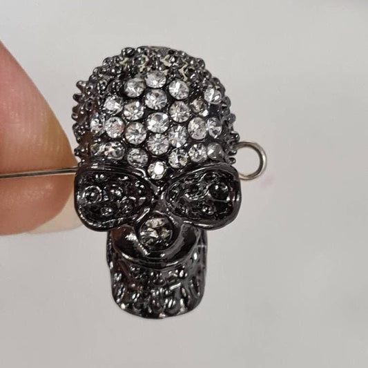 Crystal rhinestone pave gunmetal black 15x24mm Skull center drilled , sparkly, spacer, focal bead, home decor, Halloween bracelet making pc