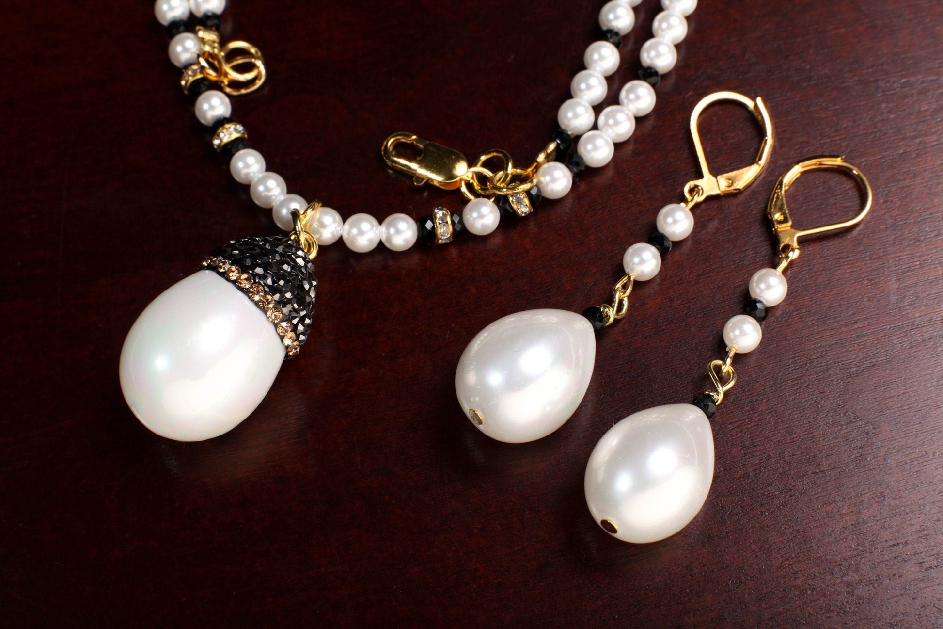 South Sea Shell Pearl Bridal Necklace, Tear Drop Pave Crystal Bead Cap Dangling Earrings Sets, Black Spinel Spacers, Gold Clasp Jewelry Set