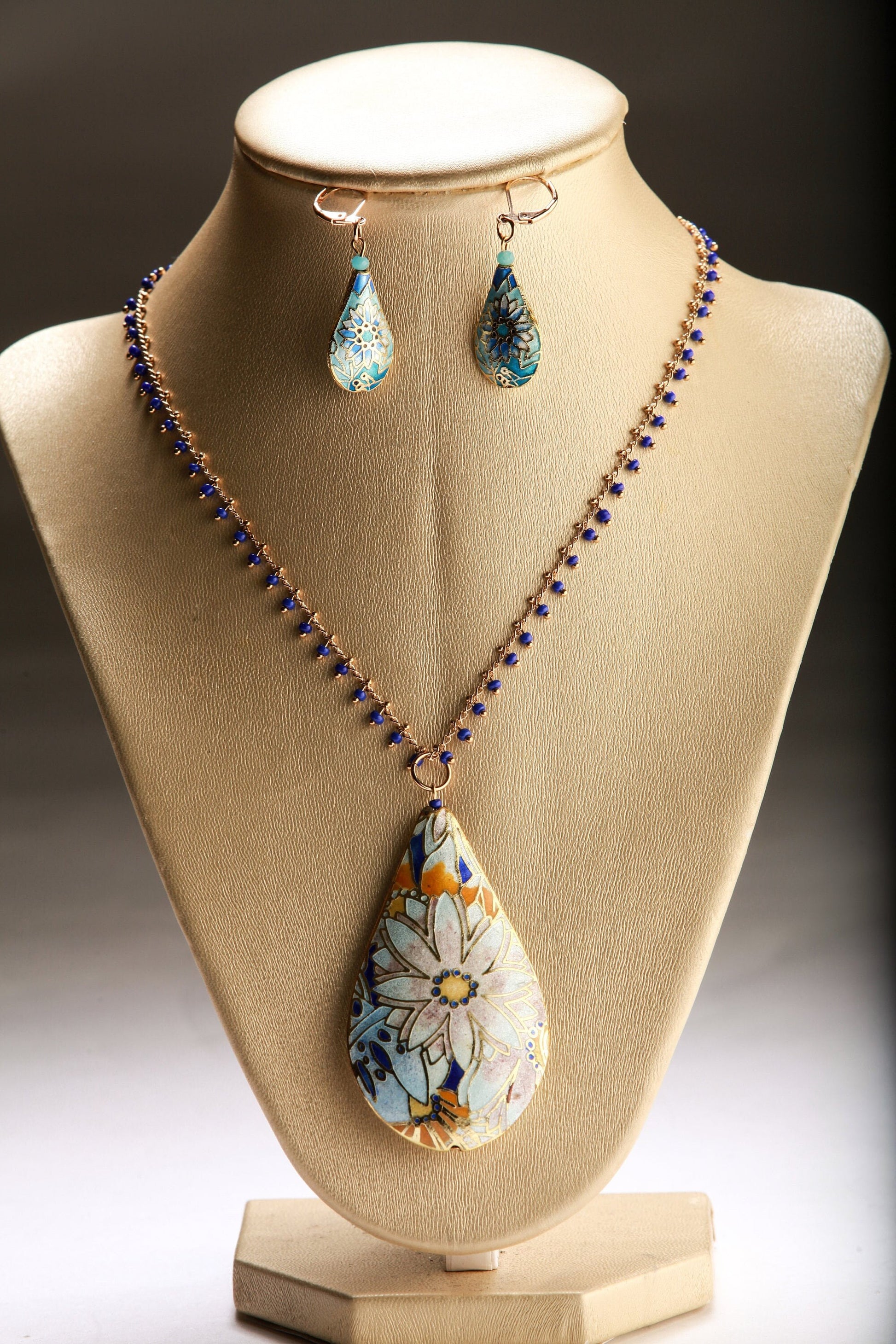 Traditional Cloisonné Pendant Vintage Floral Flowers Focal with Gold Plated Beaded Chain Necklace 20&quot; and matching Leverback Earrings set