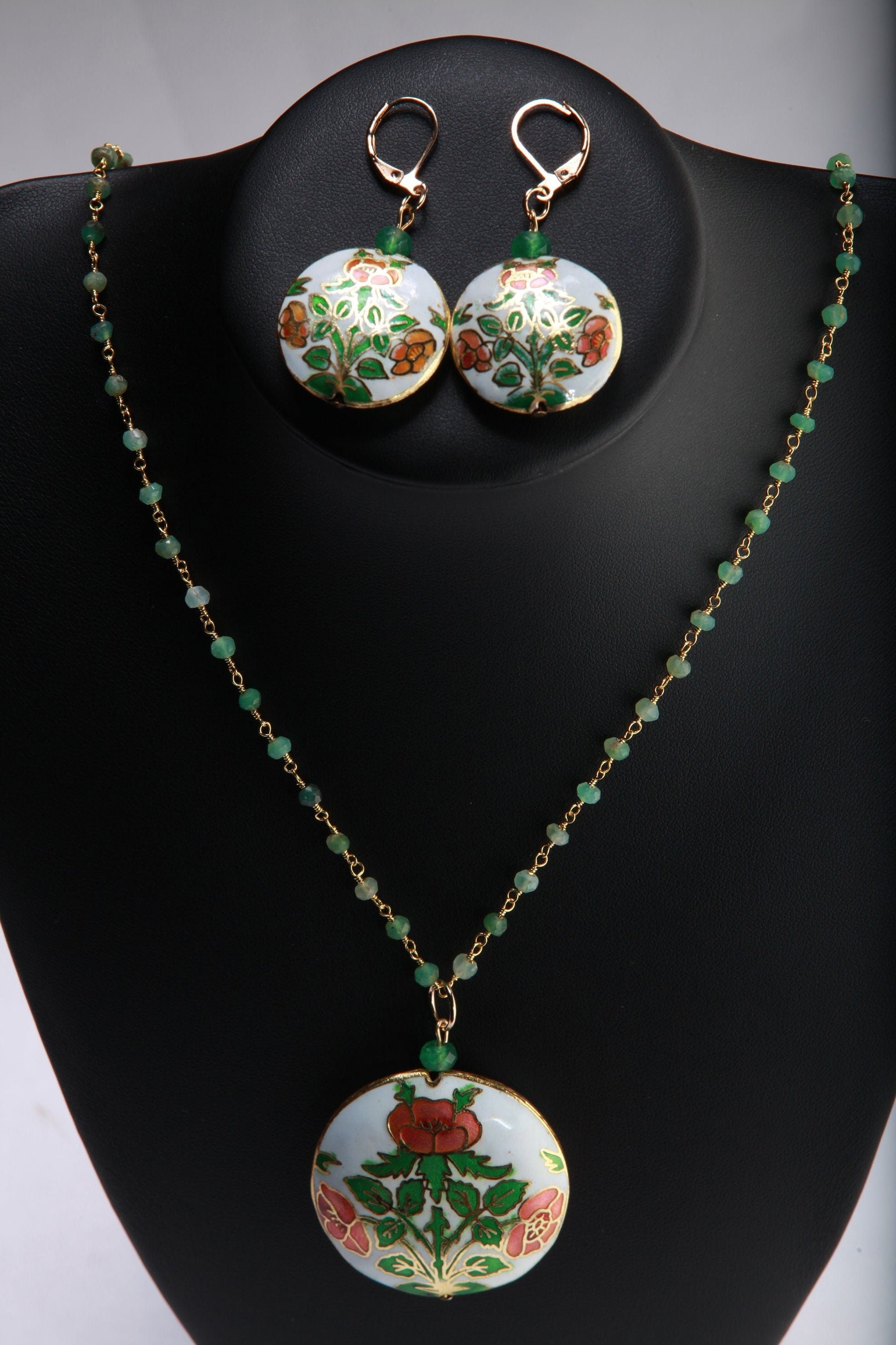 Traditional Cloisonné Pendant Vintage Floral Flowers Pink Focal with Natural Chrysoprase Beaded Chain Necklace 20&quot; and matching Earrings set