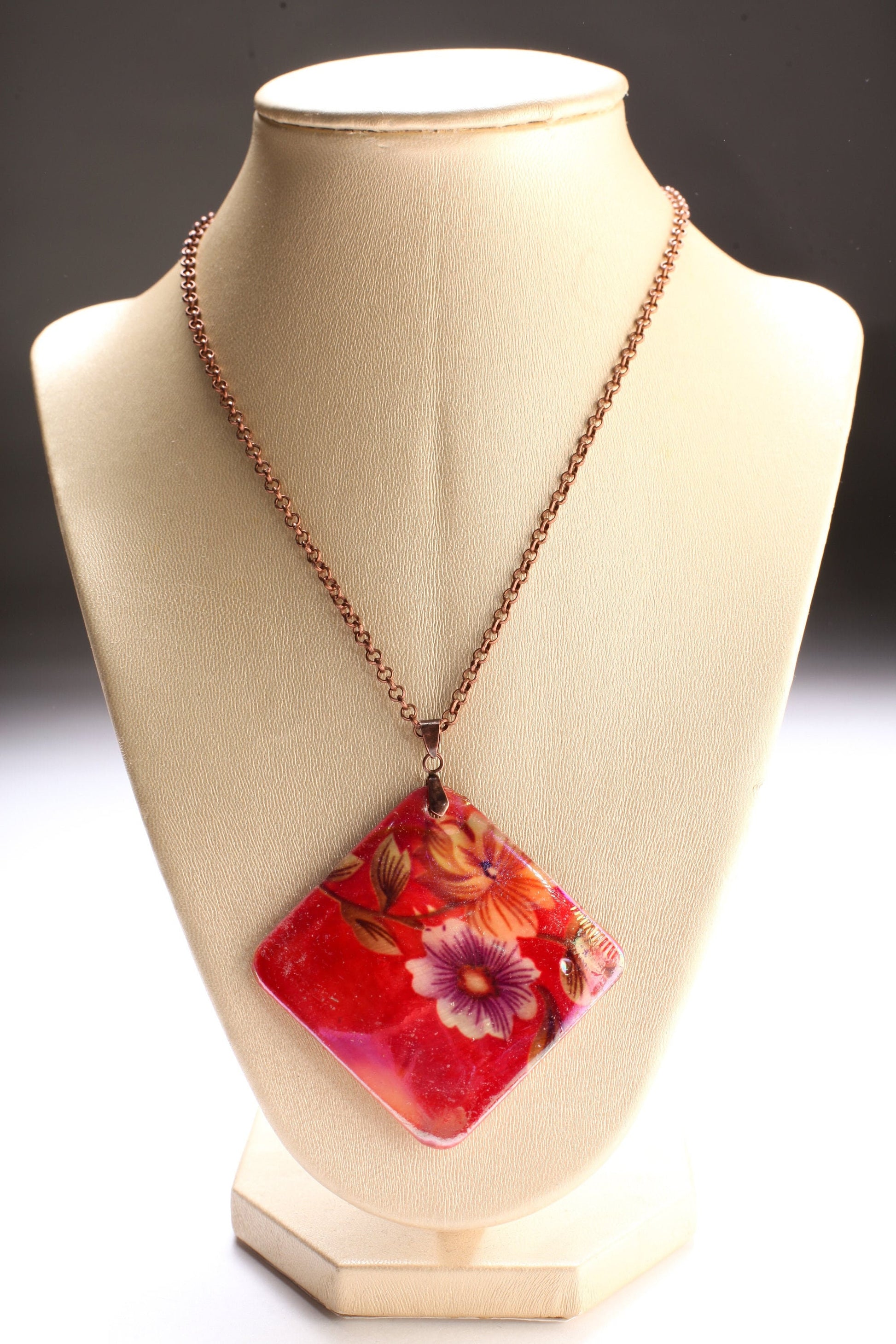 Nature Shell Mother of Pearl Electroplated Pendant with 20&quot; Copper Rolo Chain, Vintage Necklace, Gift for Her, Mother&#39;s Day Gift