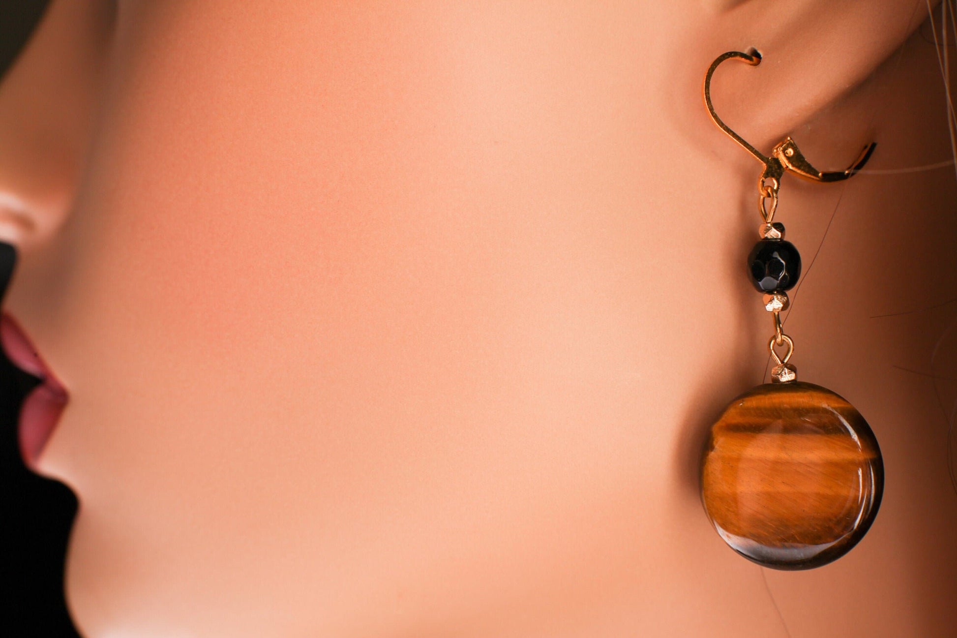 Tiger Eye Disk 20mm with Dangling Black Onyx Spacer Beads in Gold Leverback Earrings