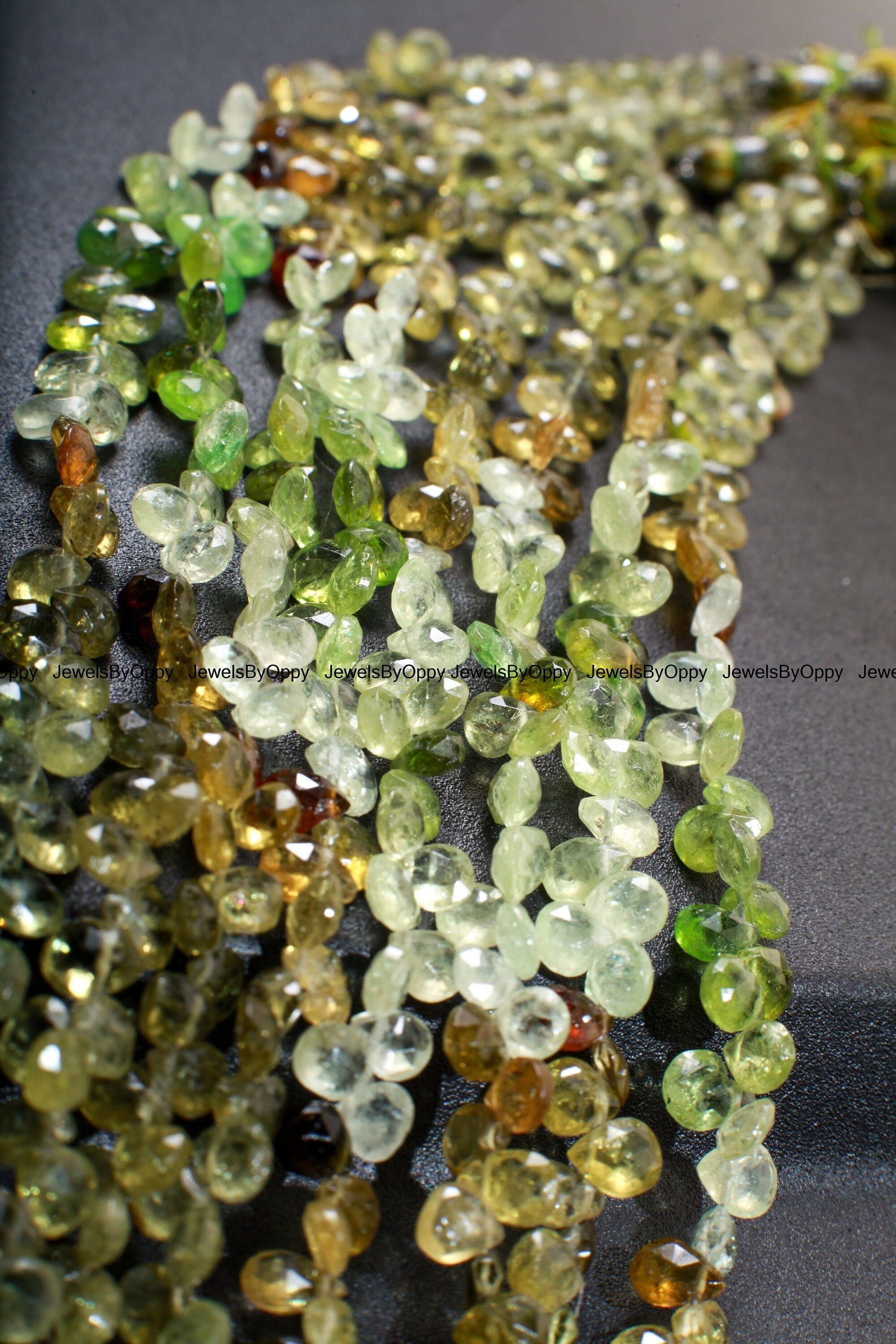 Natural Grossular Garnet, Green Garnet Shaded Faceted Heart Briolette 5-6mm Gemstone AAA rare Jewelry Making Beads, 3&quot;/7&quot; Strand