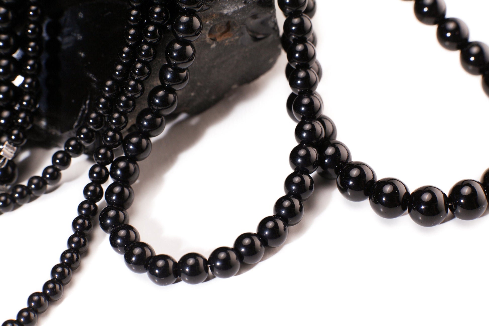 Black Onyx 4,6,8mm smooth polished round AAA quality natural gemstone, matching Black oxidized Silver lobster clasp Men's Necklace 20"-46"