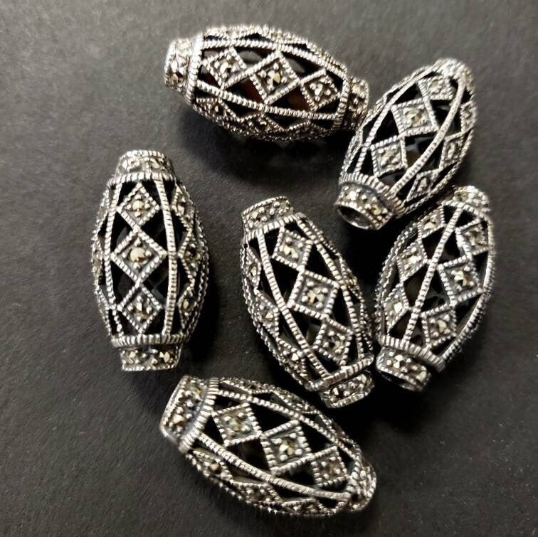 925 Sterling Silver Marcasite oval 9x20mm vintage spacer filigree hollow bead. 2.5mm hole size, Jewelry making findings, 1 piece price