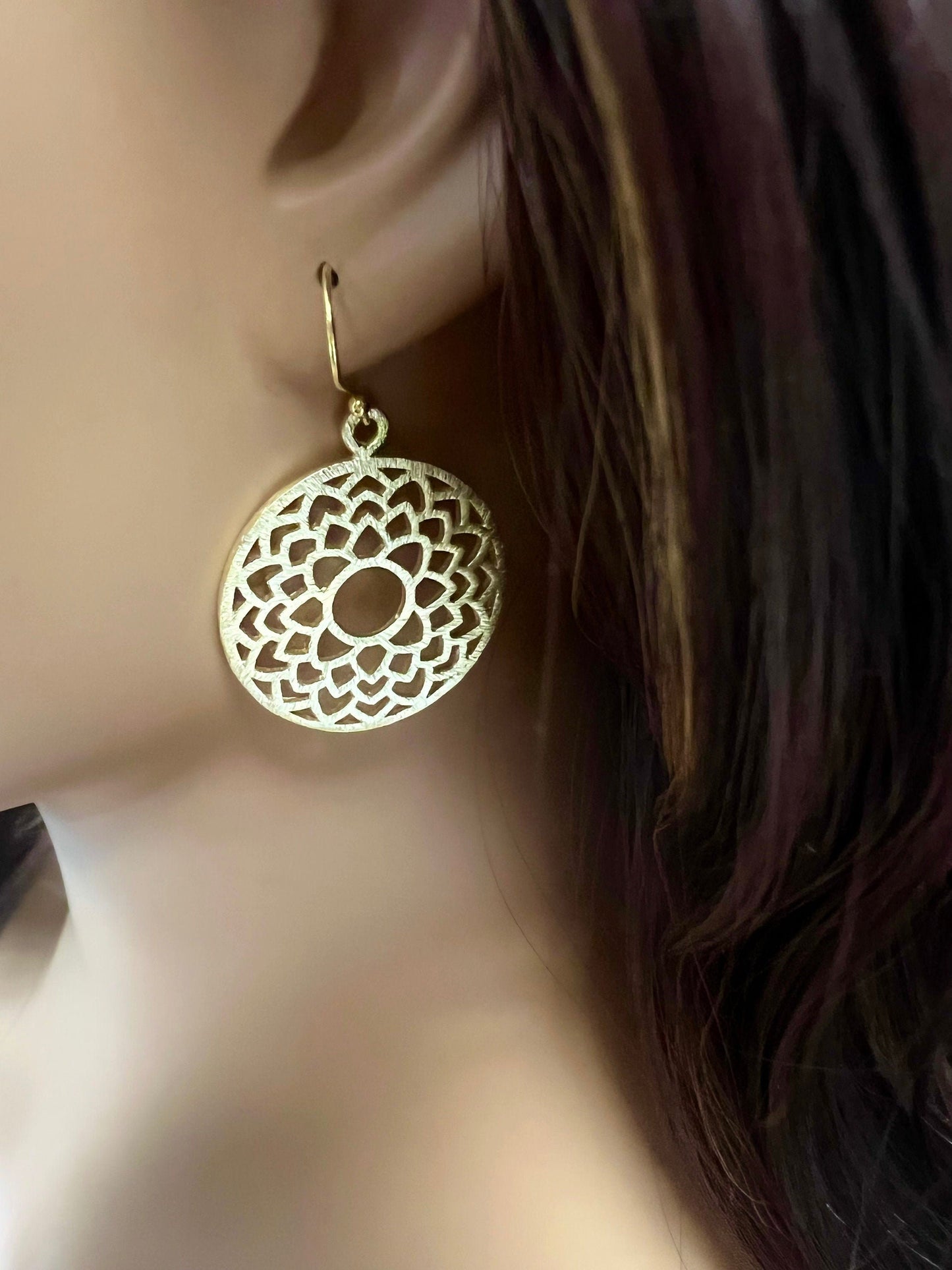 18k Gold Vermeil bali brush gold filigree flower 29mm circle Handmade Earrings, beautiful light yellow gold color medium heavy weight gift